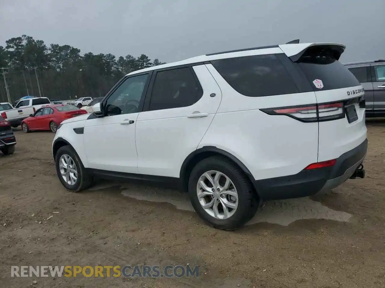 2 Photograph of a damaged car SALRG2RV0L2429069 LAND ROVER DISCOVERY 2020
