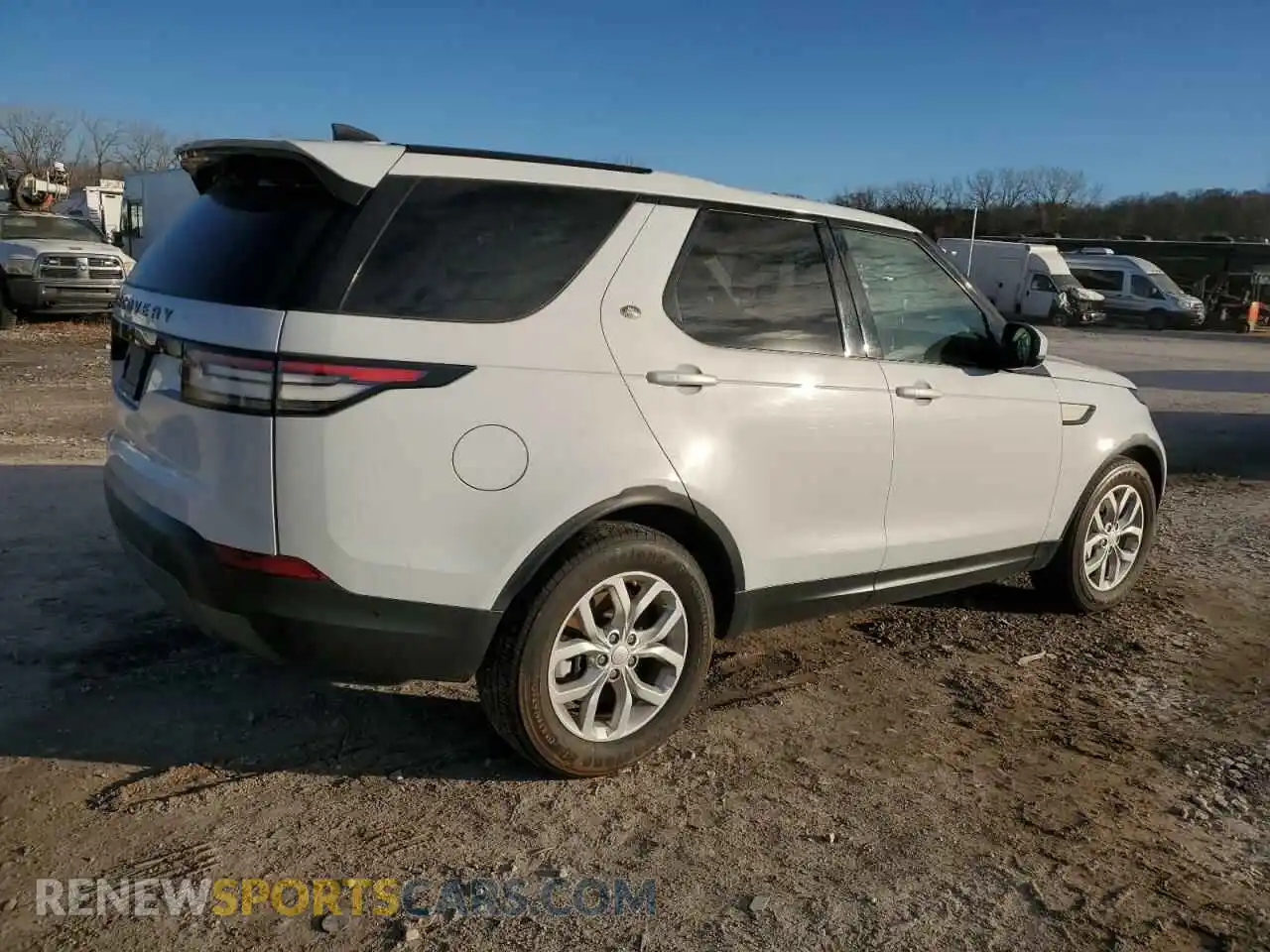 3 Photograph of a damaged car SALRG2RV1L2421952 LAND ROVER DISCOVERY 2020