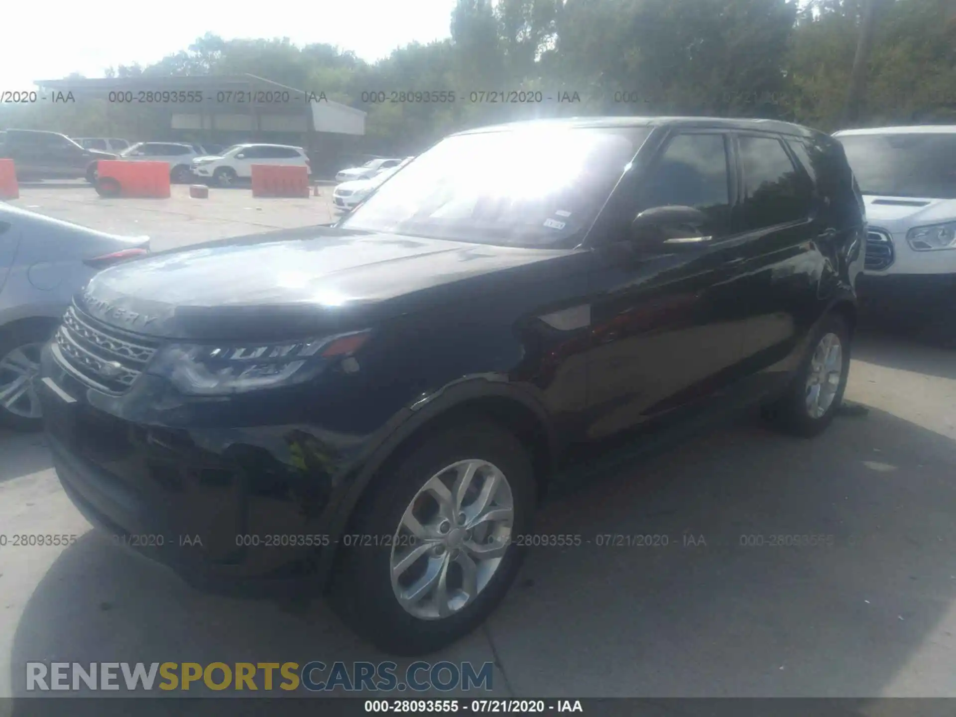 2 Photograph of a damaged car SALRG2RV2L2423161 LAND ROVER DISCOVERY 2020