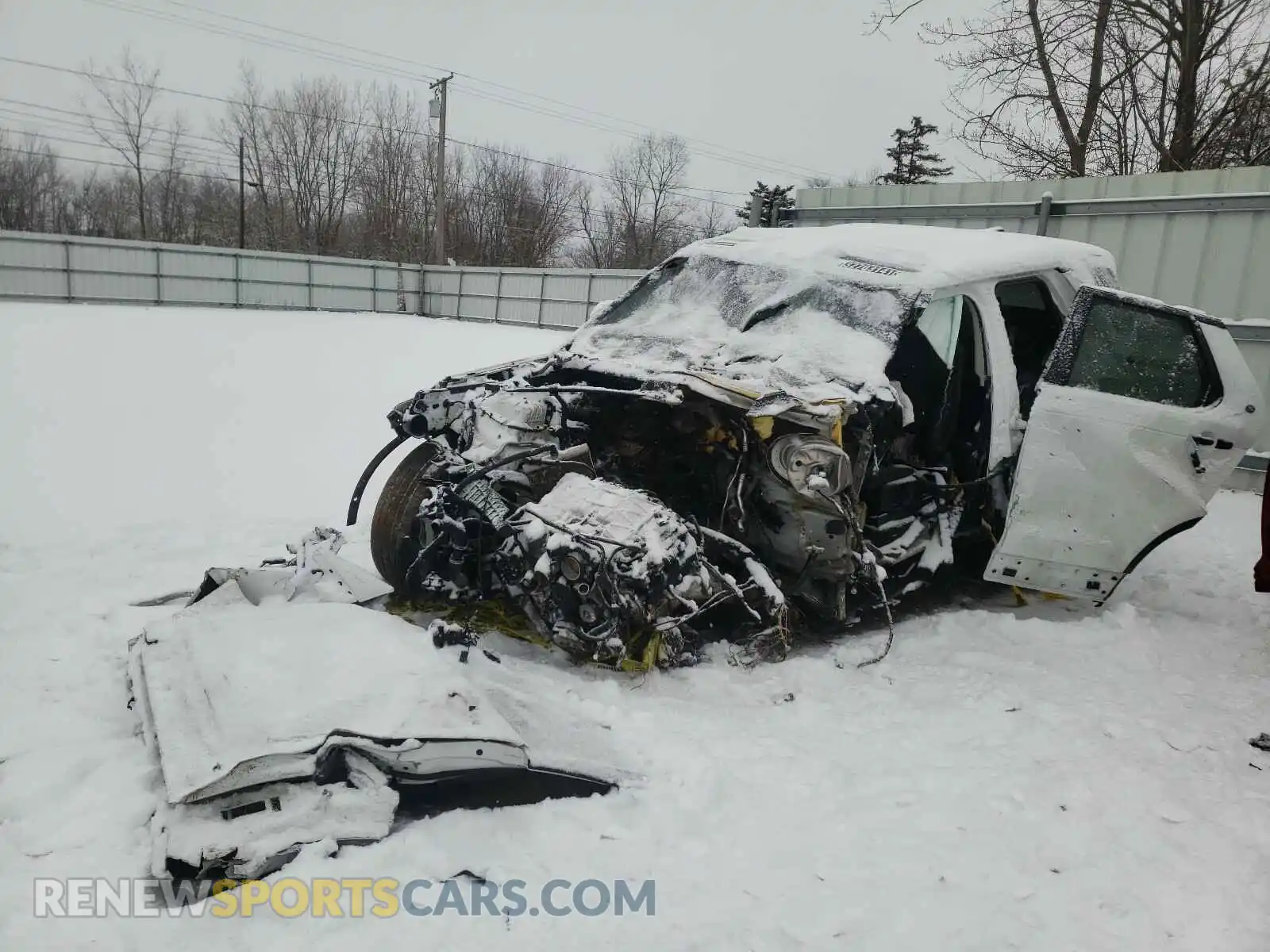 2 Фотография поврежденного автомобиля SALRG2RV2L2424195 LAND ROVER DISCOVERY 2020
