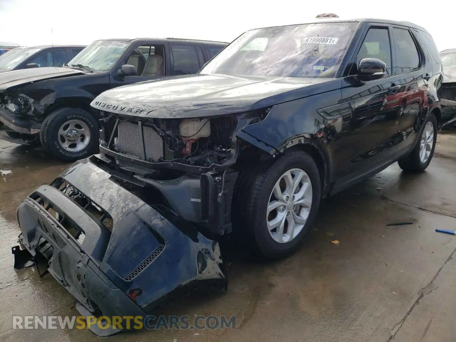 2 Фотография поврежденного автомобиля SALRG2RV2L2427808 LAND ROVER DISCOVERY 2020