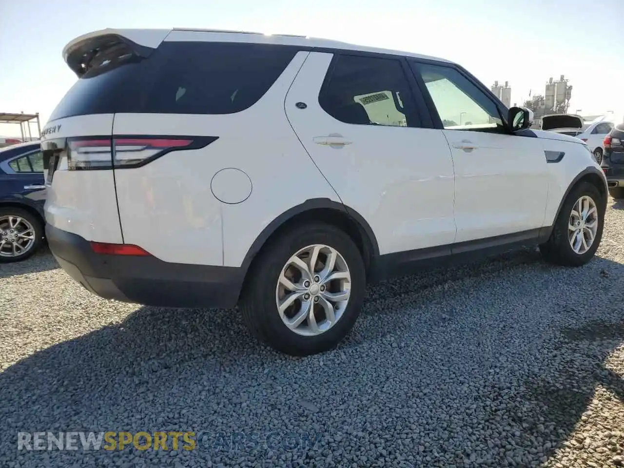 3 Photograph of a damaged car SALRG2RV2L2428196 LAND ROVER DISCOVERY 2020