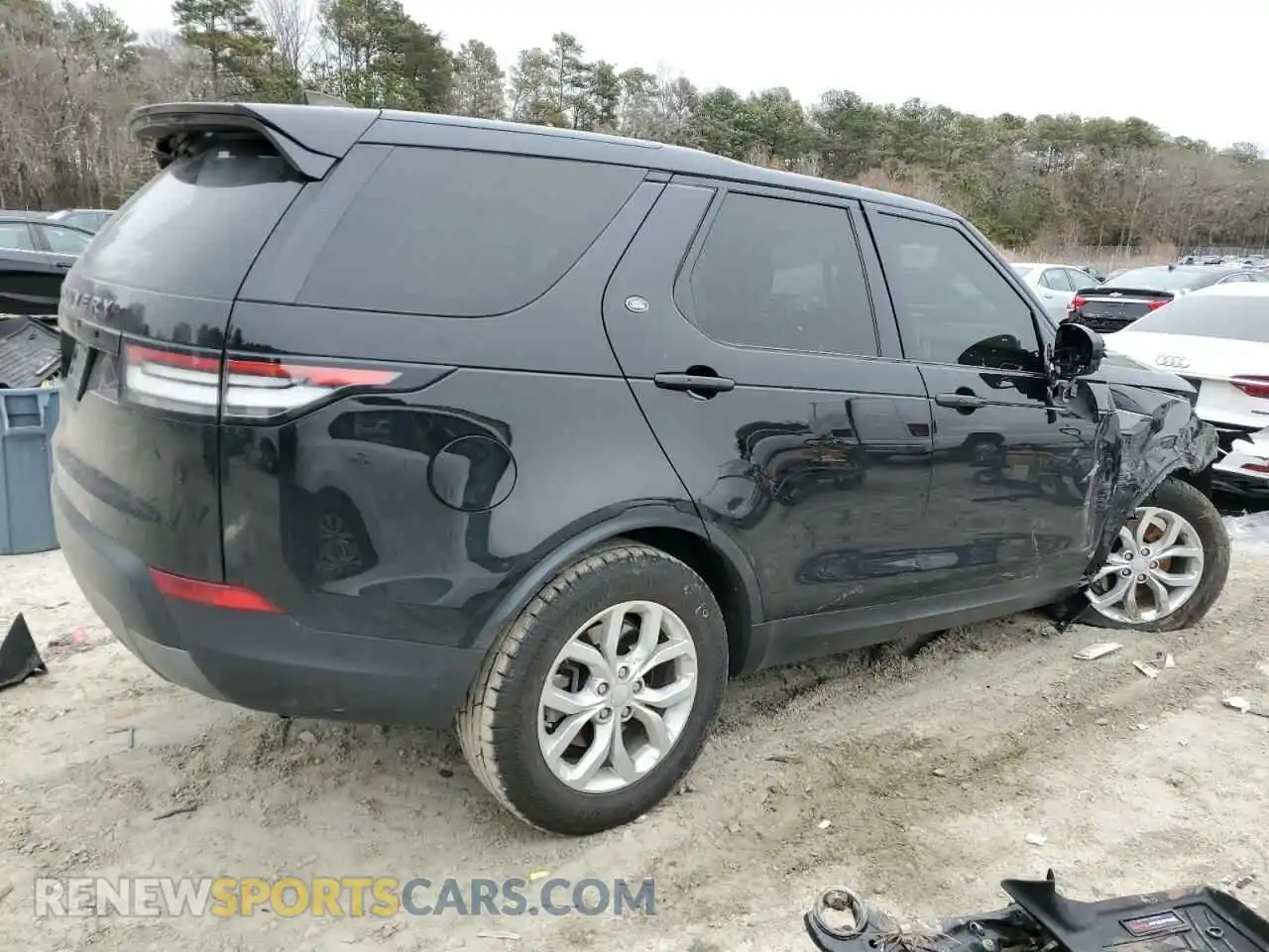 3 Photograph of a damaged car SALRG2RV6L2425916 LAND ROVER DISCOVERY 2020