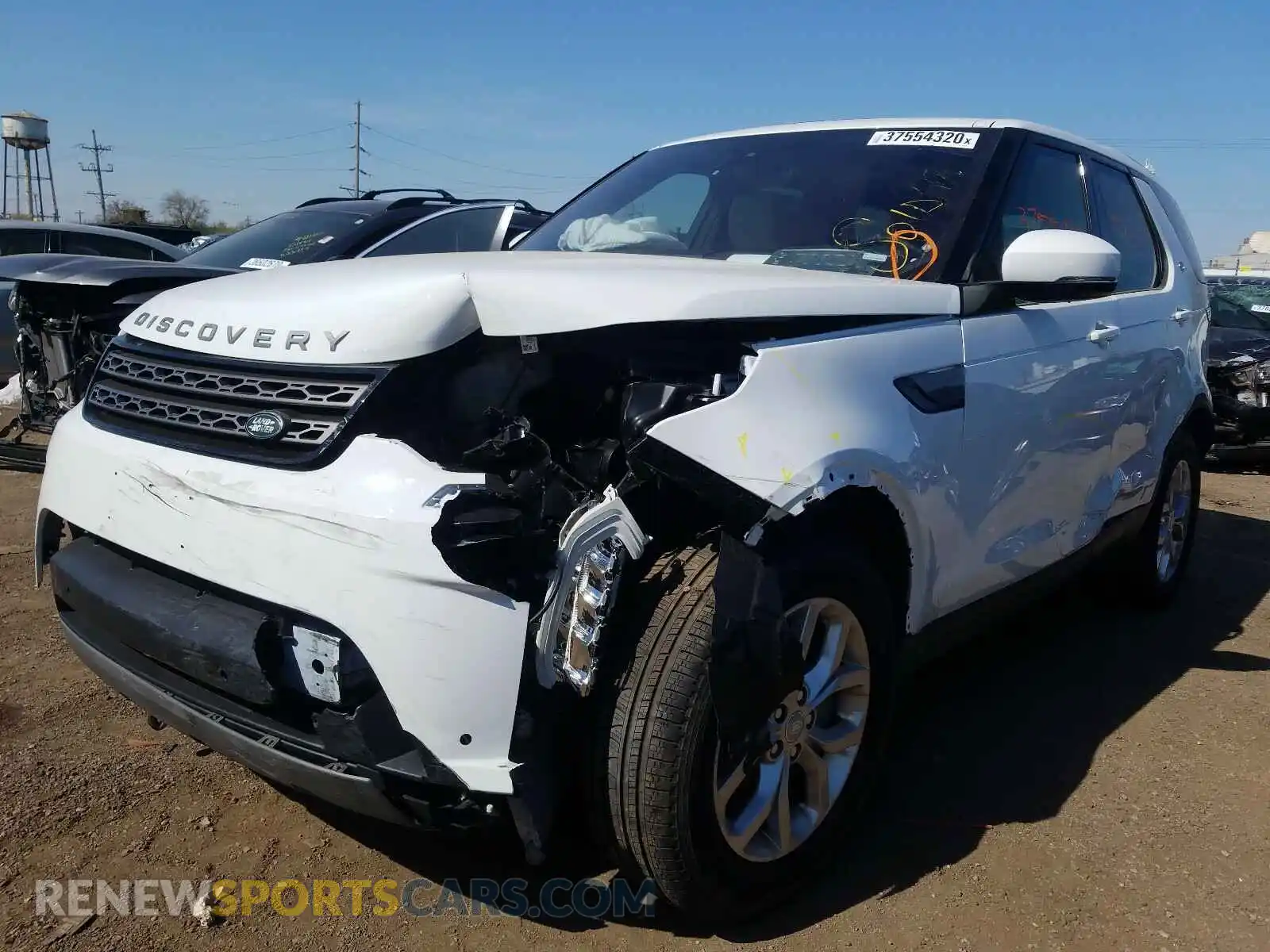 2 Photograph of a damaged car SALRG2RV8L2423777 LAND ROVER DISCOVERY 2020