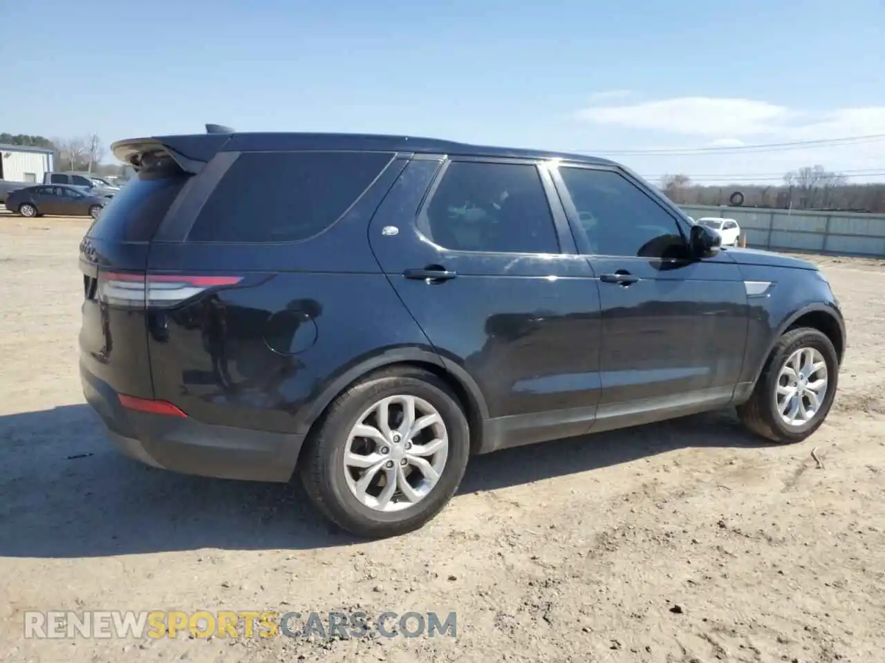 3 Photograph of a damaged car SALRG2RV9L2428325 LAND ROVER DISCOVERY 2020