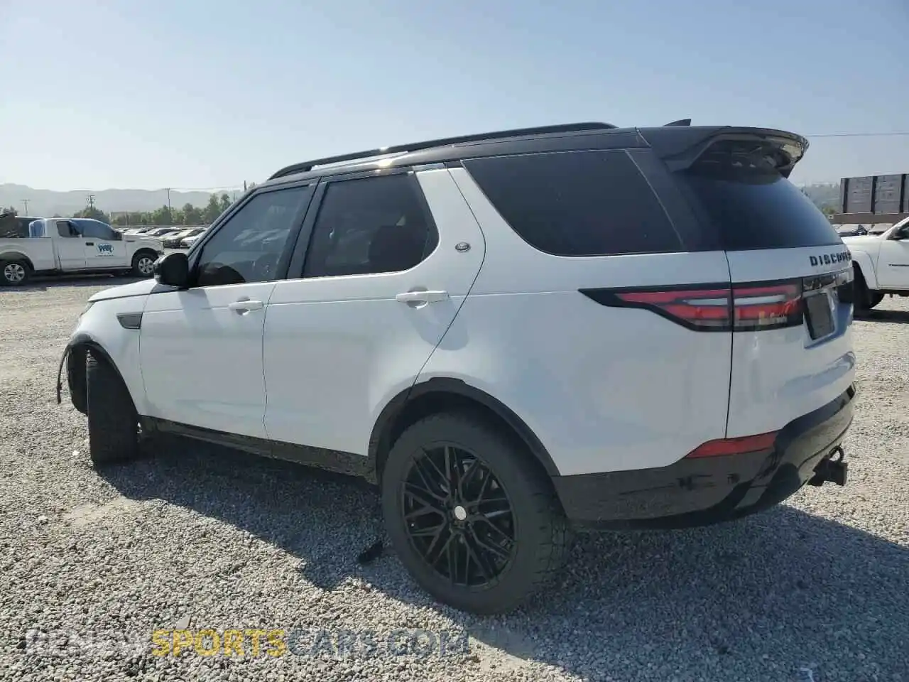 2 Photograph of a damaged car SALRR2RV0L2432824 LAND ROVER DISCOVERY 2020
