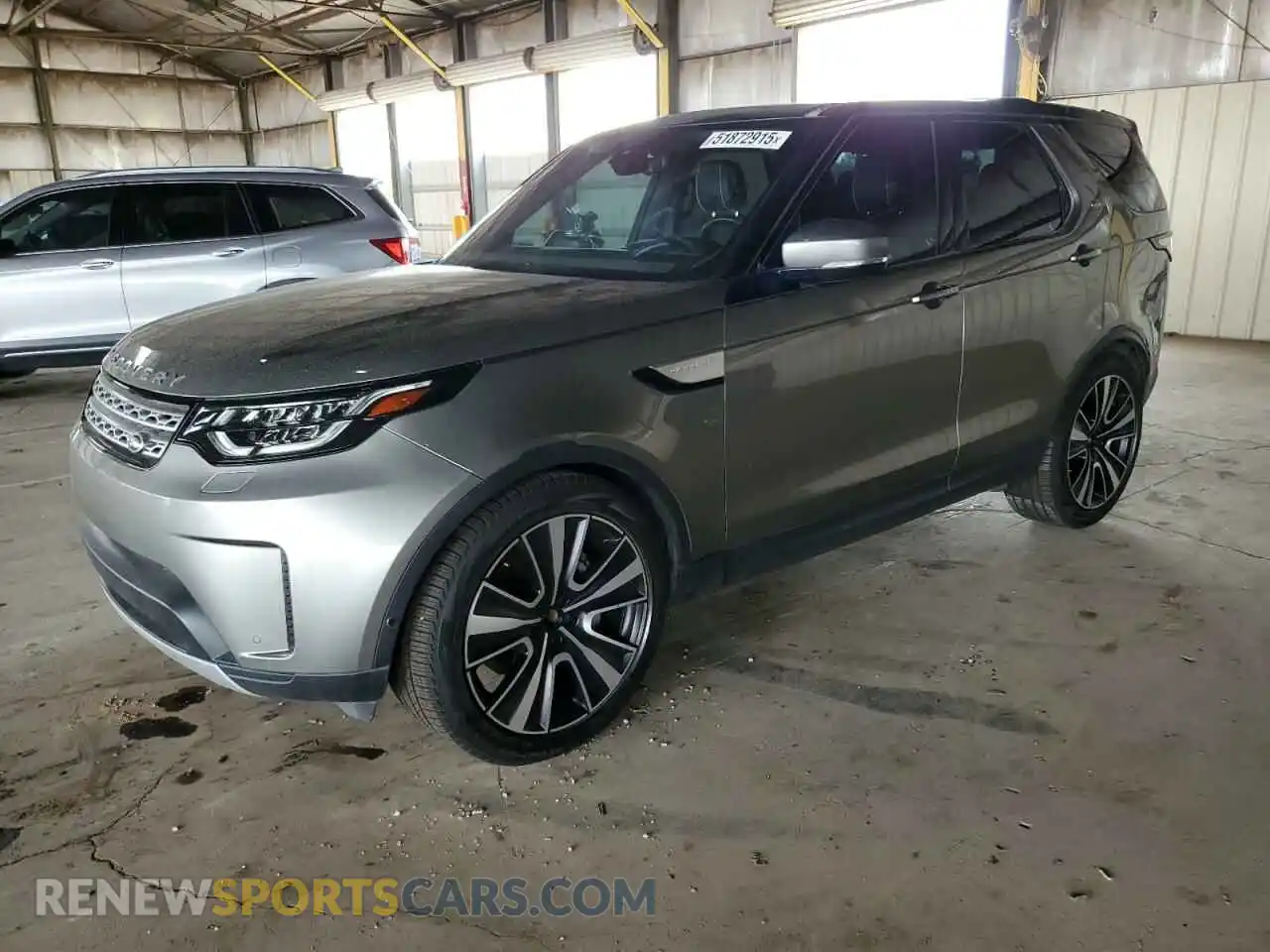 1 Photograph of a damaged car SALRR2RVXL2427694 LAND ROVER DISCOVERY 2020