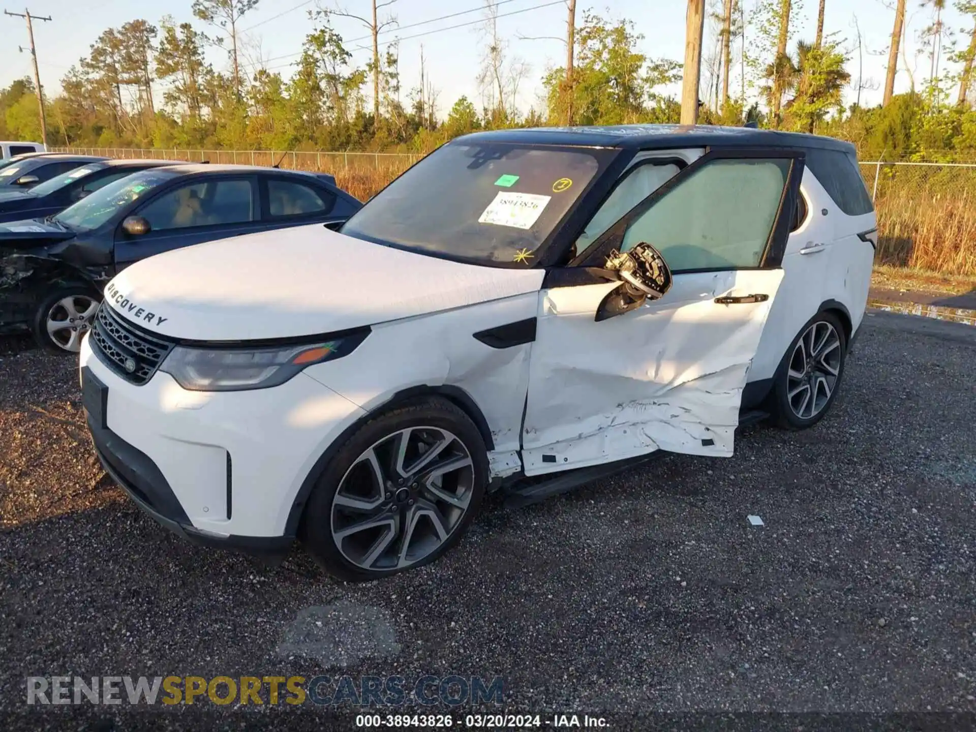 2 fotografías del automóvil dañado SALRT2RV9L2429261 LAND ROVER DISCOVERY 2020