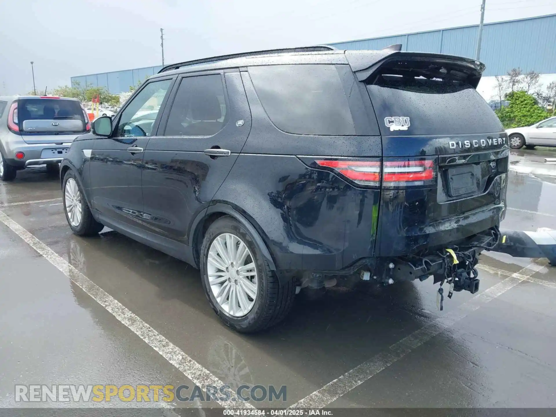 3 Photograph of a damaged car SALRT2RVXL2430371 LAND ROVER DISCOVERY 2020