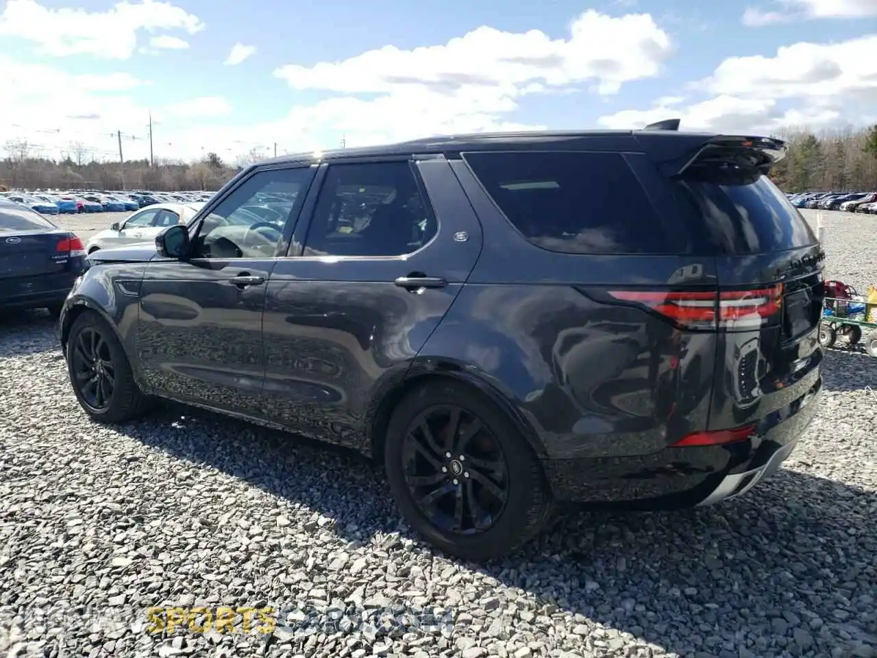 2 Photograph of a damaged car SALRU2RV1L2442129 LAND ROVER DISCOVERY 2020