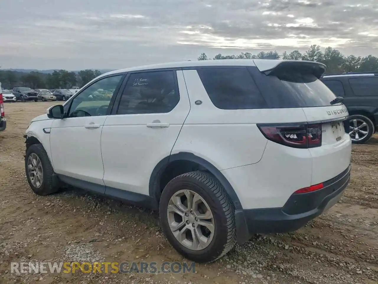 2 Photograph of a damaged car SALCJ2FX7MH882939 LAND ROVER DISCOVERY 2021