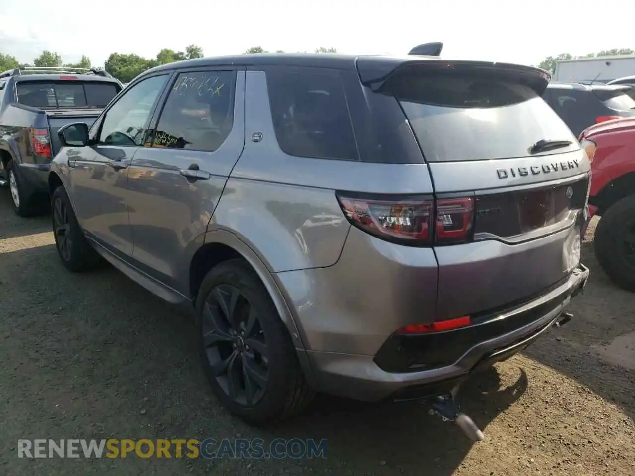 3 Photograph of a damaged car SALCL2FX0MH888432 LAND ROVER DISCOVERY 2021