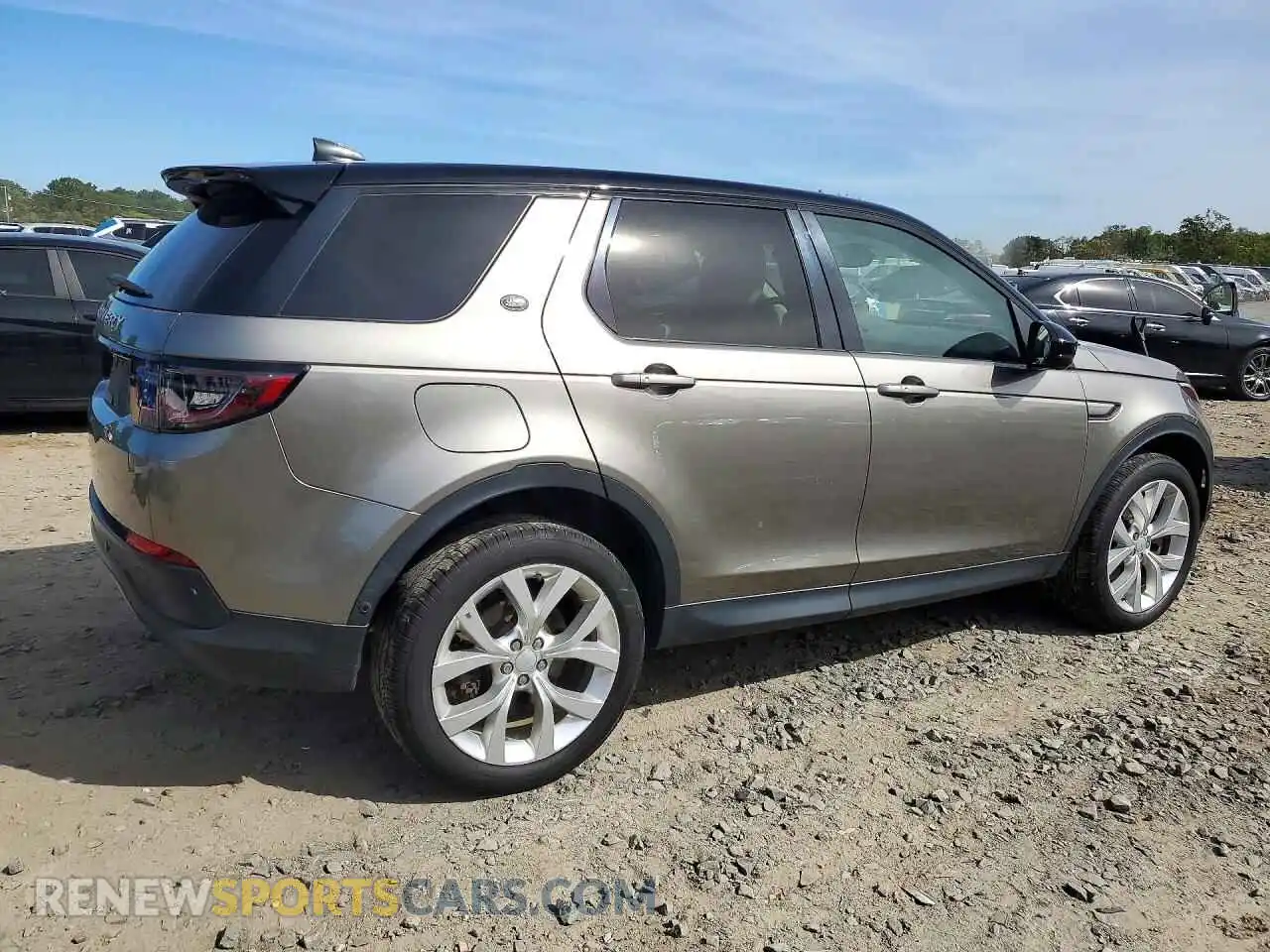 3 fotografías del automóvil dañado SALCP2FX4MH884274 LAND ROVER DISCOVERY 2021