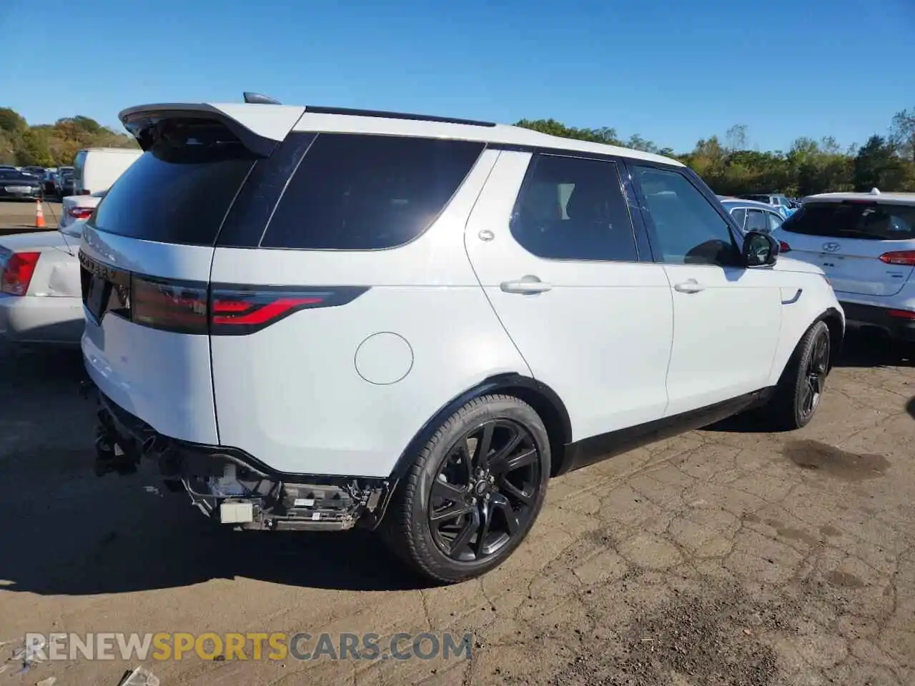 3 Photograph of a damaged car SALRM4RU0M2452591 LAND ROVER DISCOVERY 2021