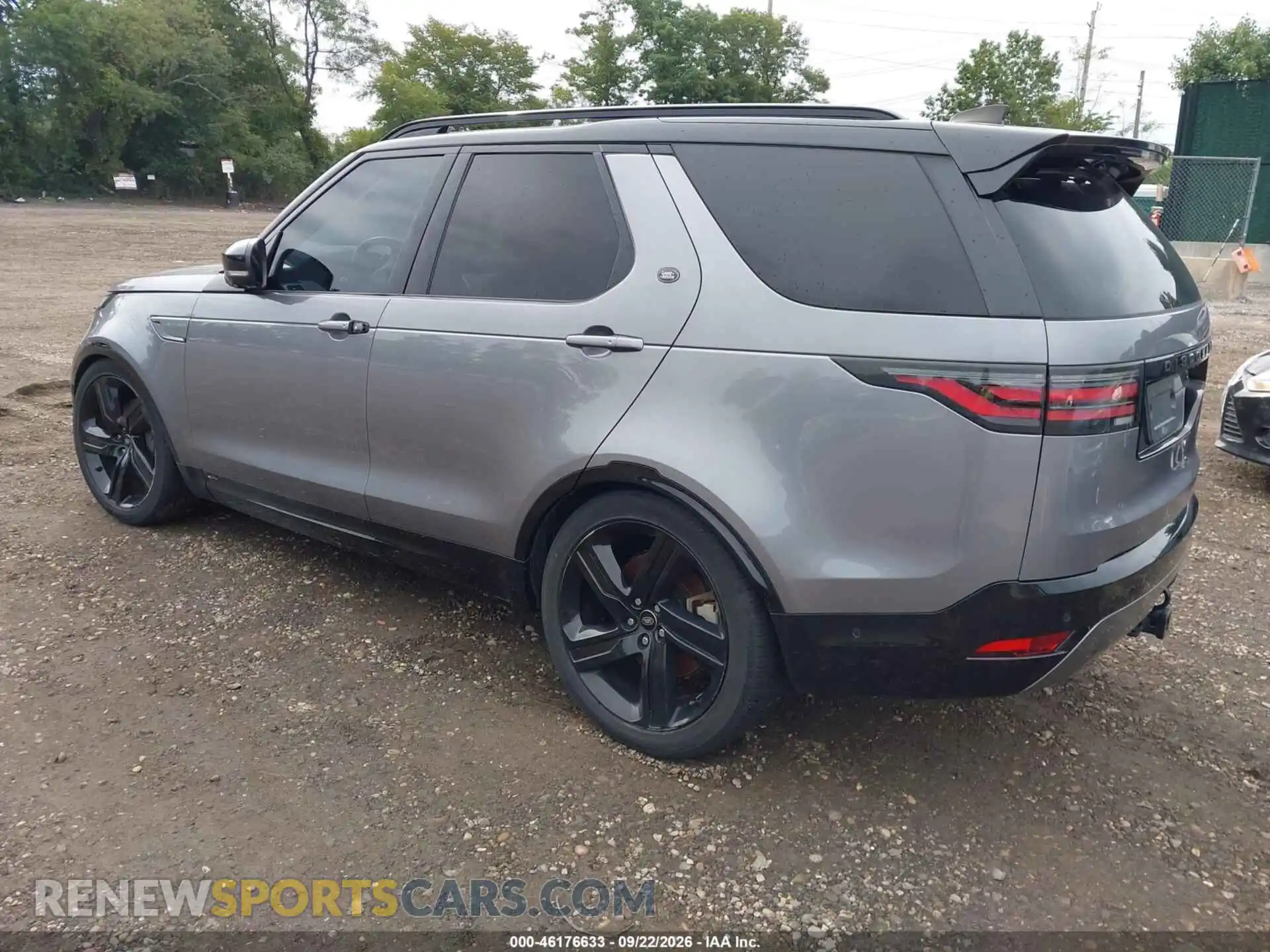 3 Photograph of a damaged car SALRM4RU1M2452793 LAND ROVER DISCOVERY 2021