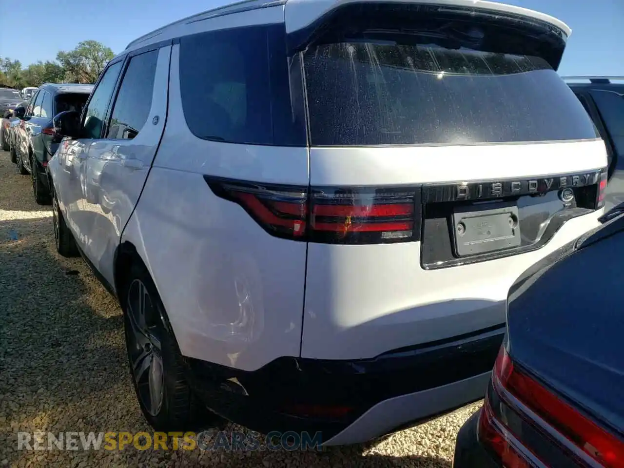 3 Photograph of a damaged car SALRM4RUXM2453506 LAND ROVER DISCOVERY 2021