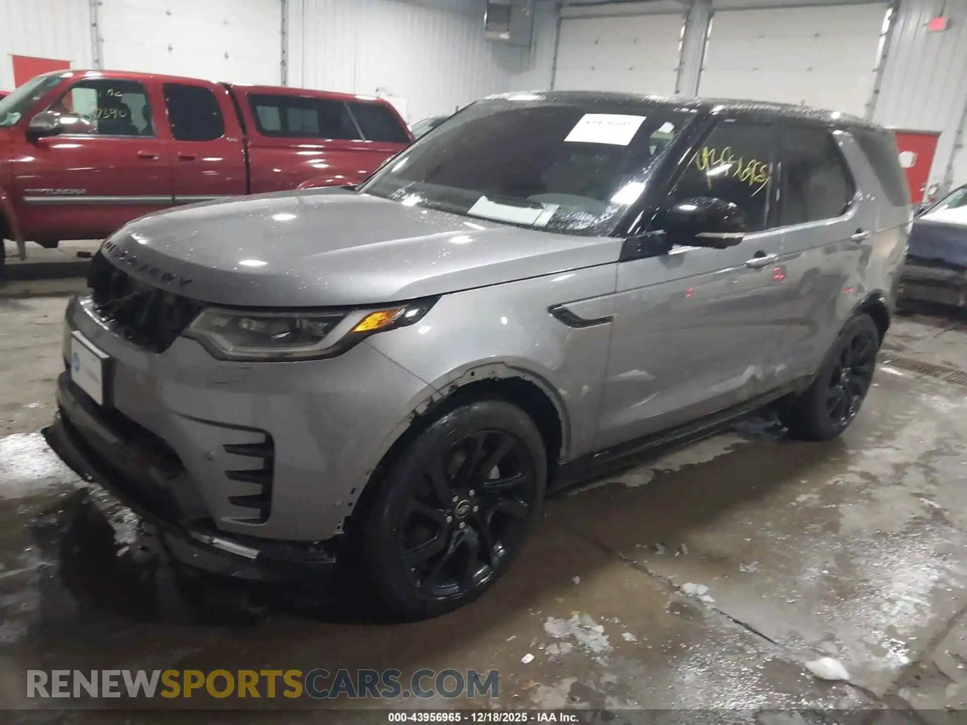 2 Photograph of a damaged car SALRT2RX4M2448576 LAND ROVER DISCOVERY 2021
