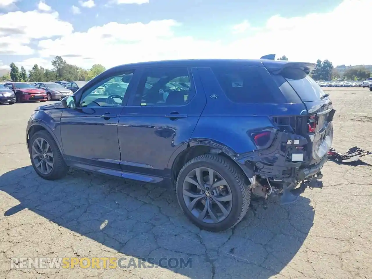 2 Photograph of a damaged car SALCL2FX7NH909245 LAND ROVER DISCOVERY 2022