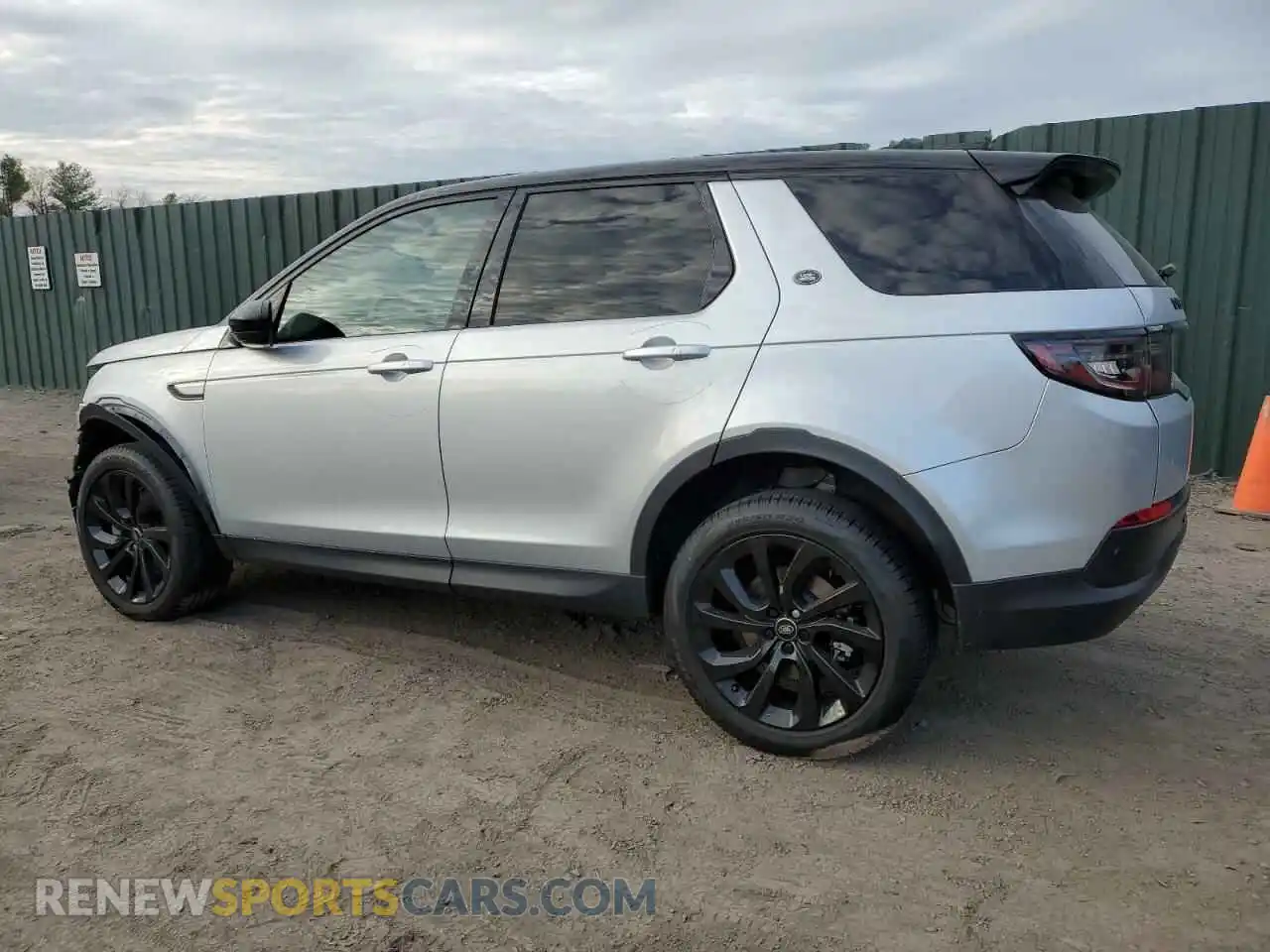 2 Photograph of a damaged car SALCP2FX4NH908753 LAND ROVER DISCOVERY 2022