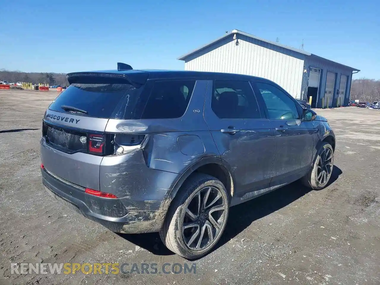3 Photograph of a damaged car SALCP2FX5NH912312 LAND ROVER DISCOVERY 2022