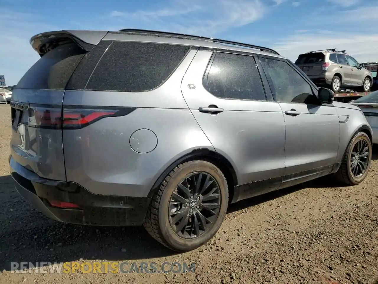 3 fotografías del automóvil dañado SALRT4EU8N2462084 LAND ROVER DISCOVERY 2022