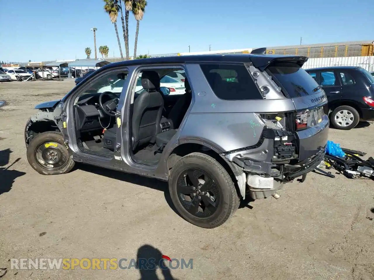 2 Photograph of a damaged car SALCJ2FX9PH324420 LAND ROVER DISCOVERY 2023