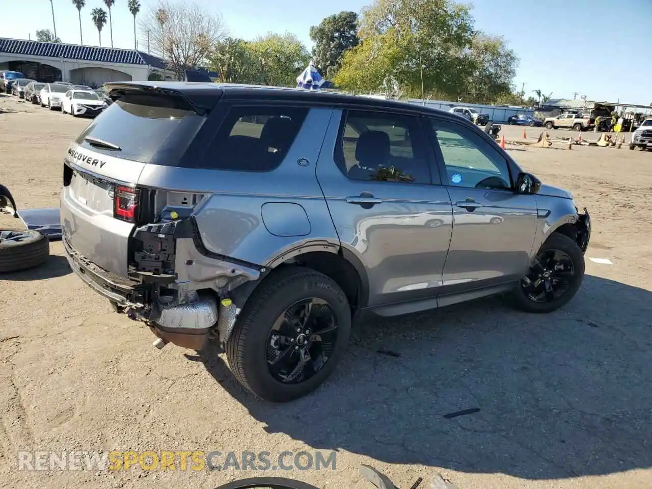 3 Photograph of a damaged car SALCJ2FX9PH324420 LAND ROVER DISCOVERY 2023