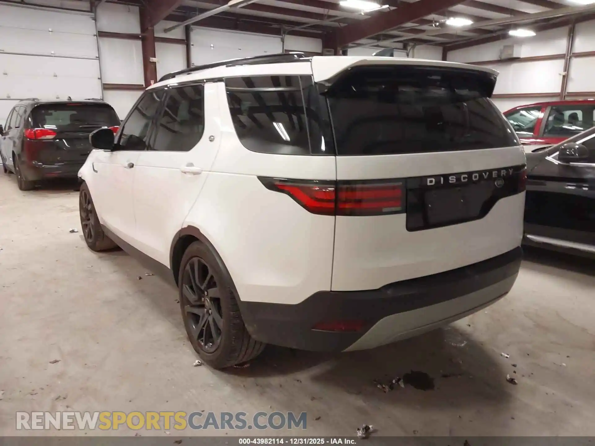 3 Photograph of a damaged car SALRJ2EX0P2472535 LAND ROVER DISCOVERY 2023