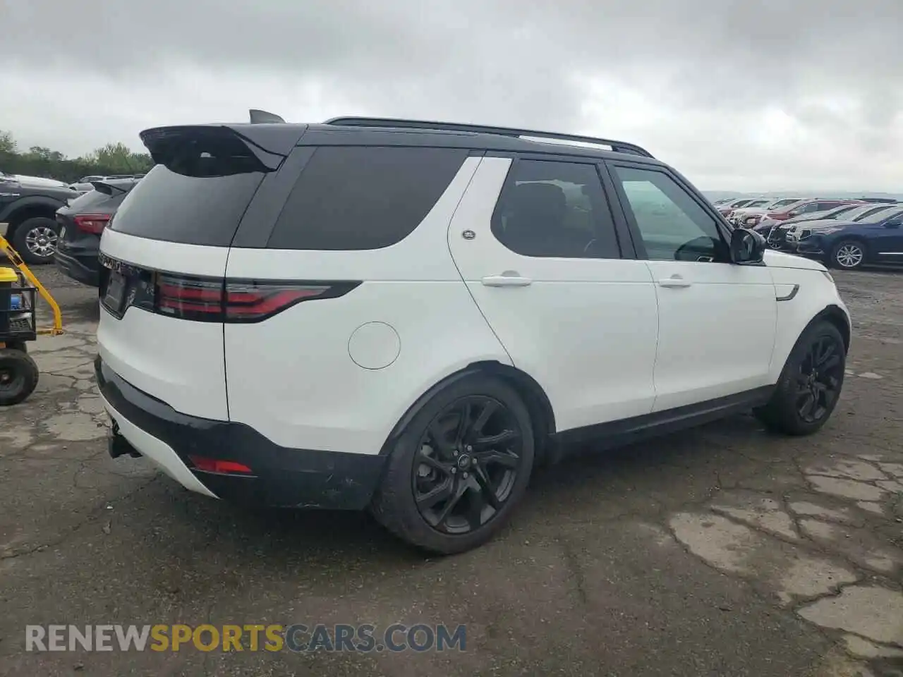3 Photograph of a damaged car SALRT2EX0P2471380 LAND ROVER DISCOVERY 2023