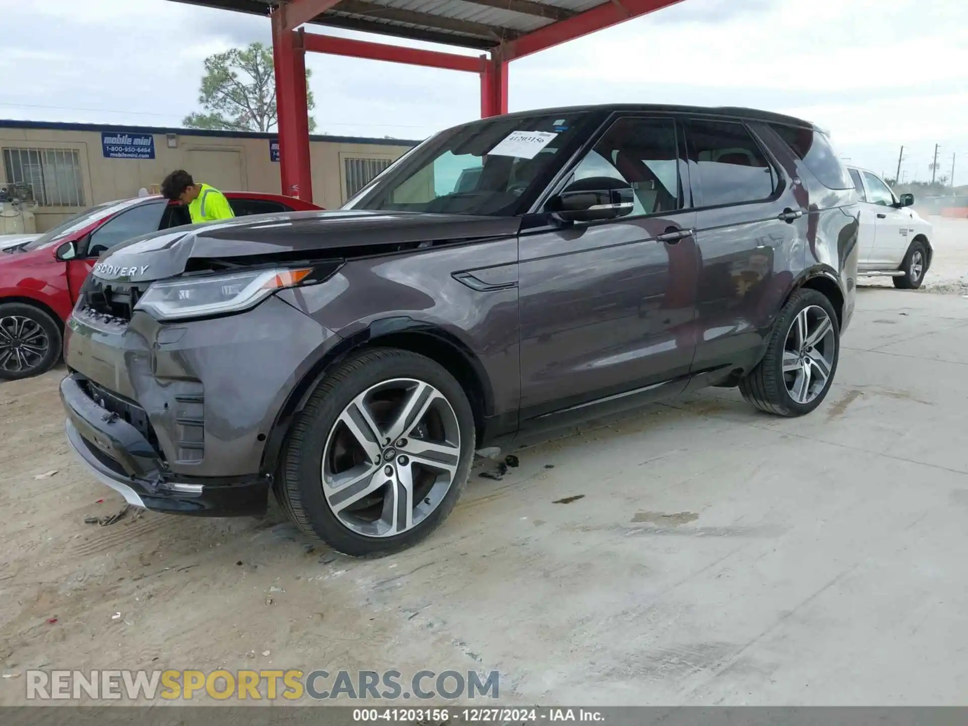 2 Photograph of a damaged car SALRW4EU9P2467157 LAND ROVER DISCOVERY 2023