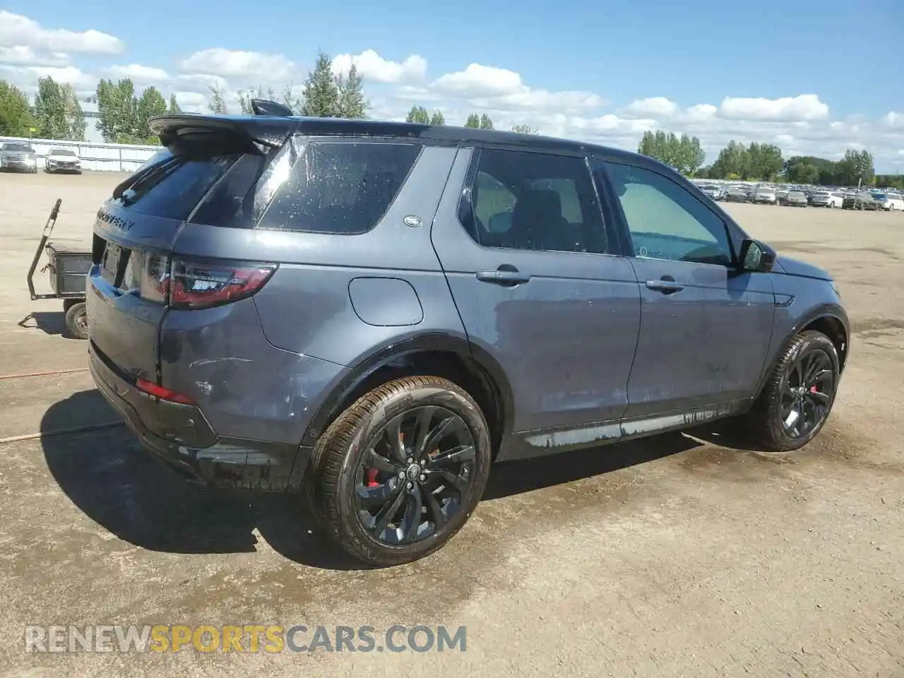 3 Photograph of a damaged car SALCL2FX1RH347297 LAND ROVER DISCOVERY 2024