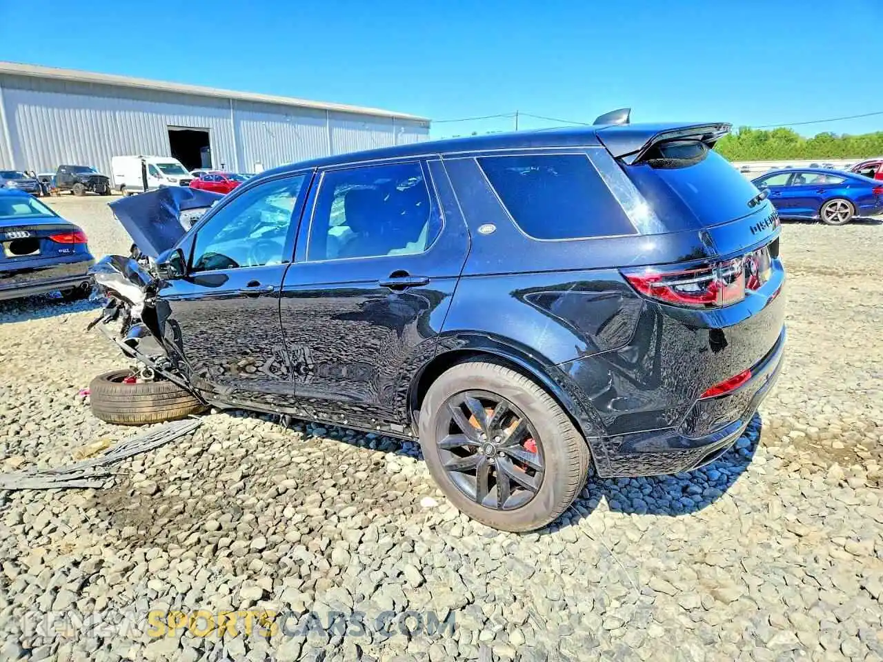 2 fotografías del automóvil dañado SALCL2FX7RH345859 LAND ROVER DISCOVERY 2024