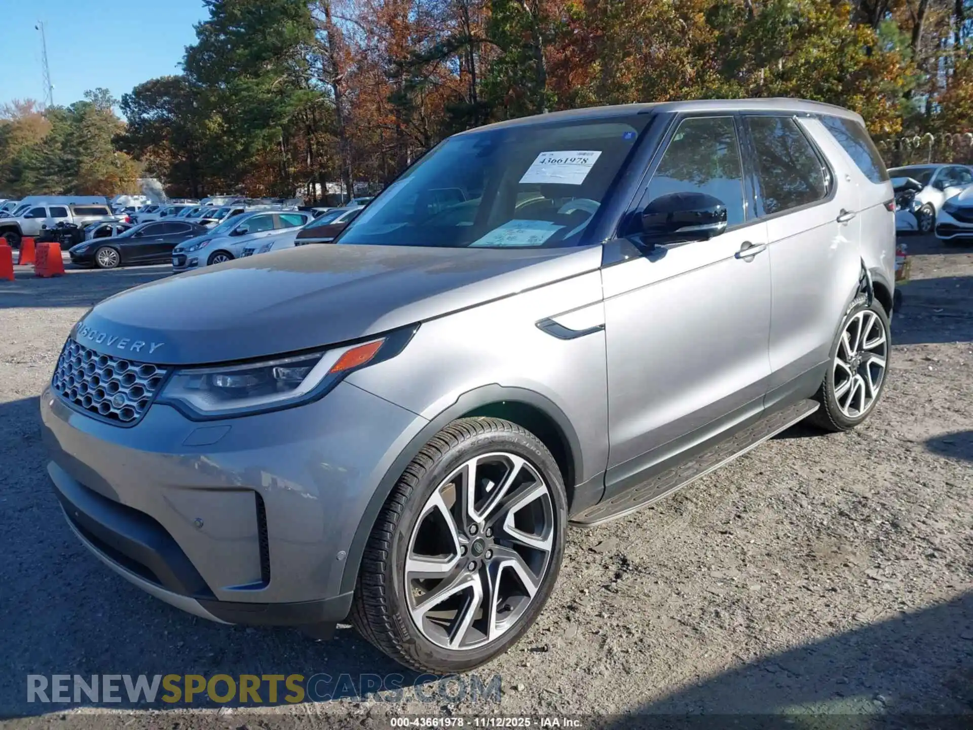 2 fotografías del automóvil dañado SALRJ2EX1R2498029 LAND ROVER DISCOVERY 2024