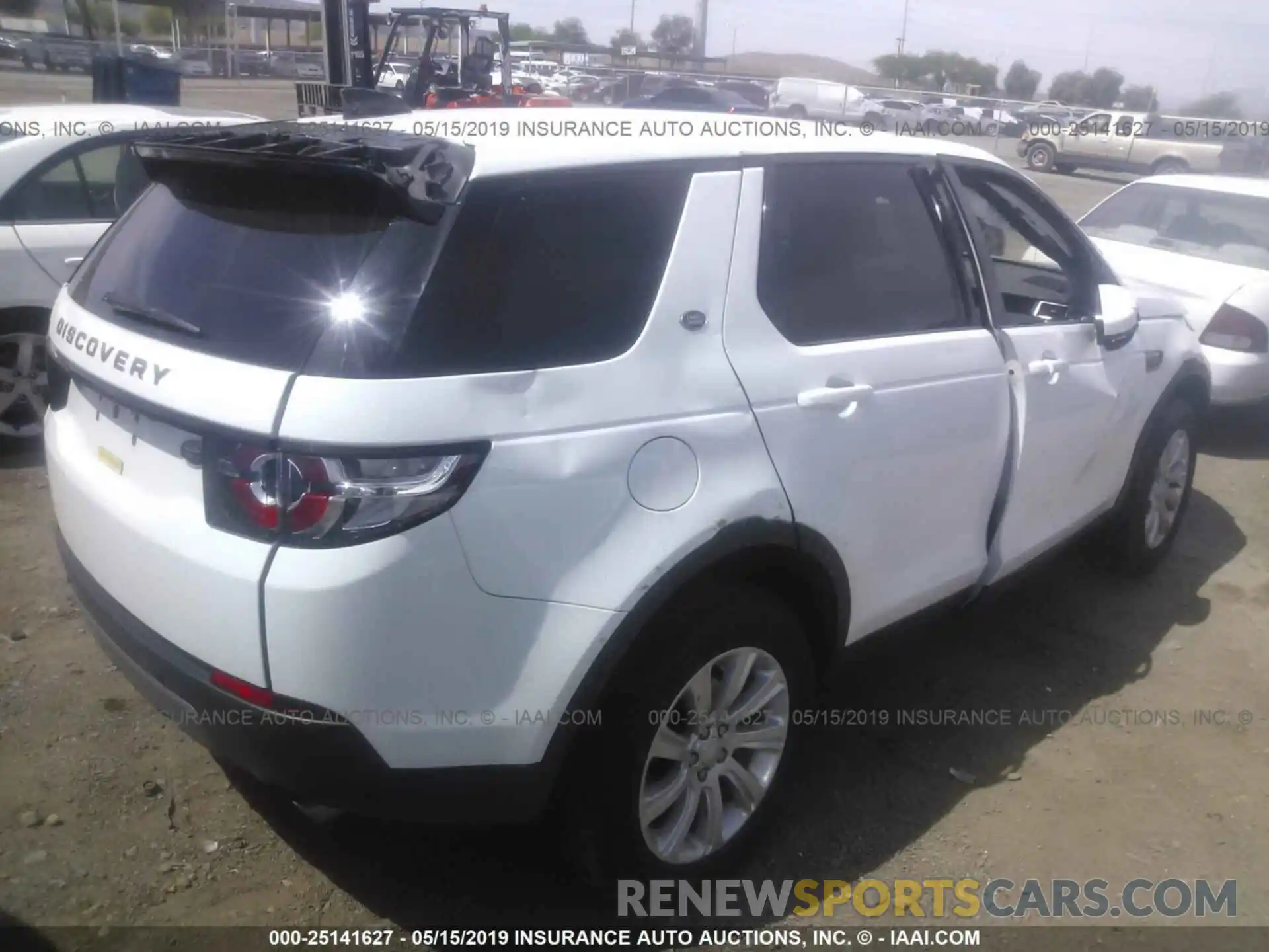 4 Photograph of a damaged car SALCP2FXXKH799937 LAND ROVER DISCOVERY SPORT 2019