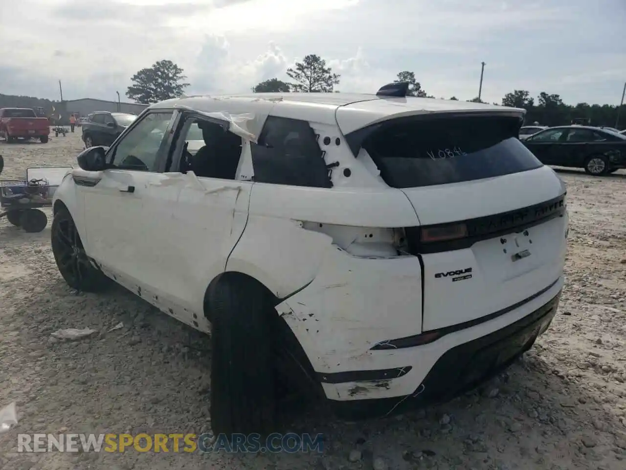 3 Photograph of a damaged car SALZM2GX0LH040846 LAND ROVER EVOQUE 2020