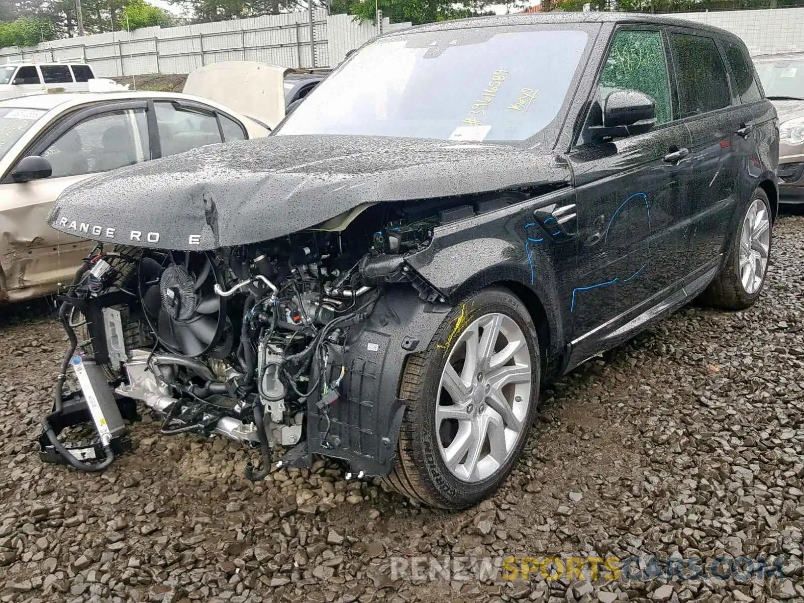 2 Photograph of a damaged car SALWR2RU6KA862033 LAND ROVER LANDROVER 2019