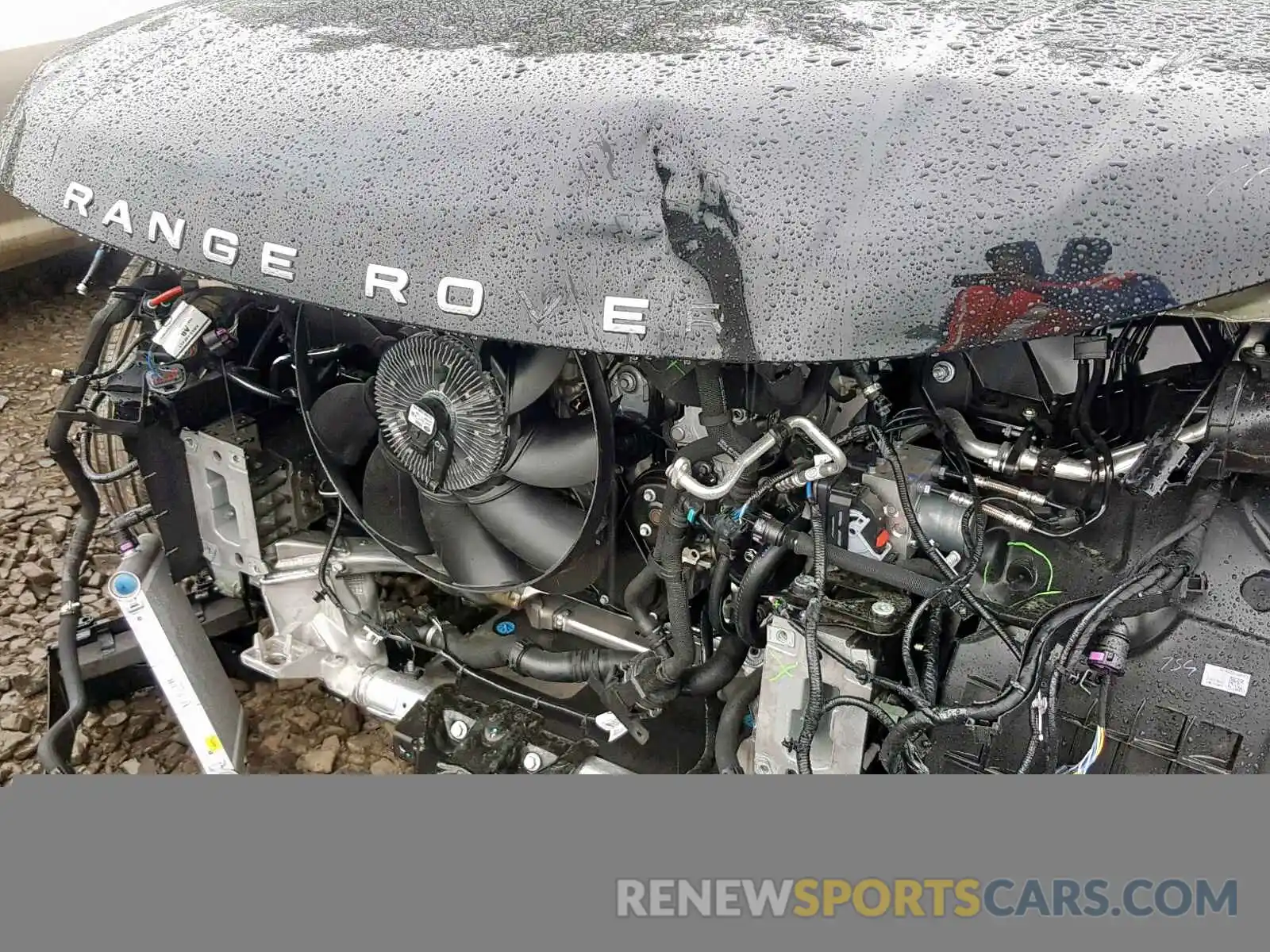 9 Photograph of a damaged car SALWR2RU6KA862033 LAND ROVER LANDROVER 2019