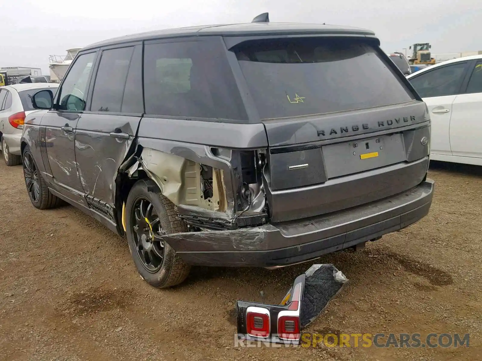 3 Photograph of a damaged car SALGS2RE1KA540790 LAND ROVER RANGE ROVE 2019