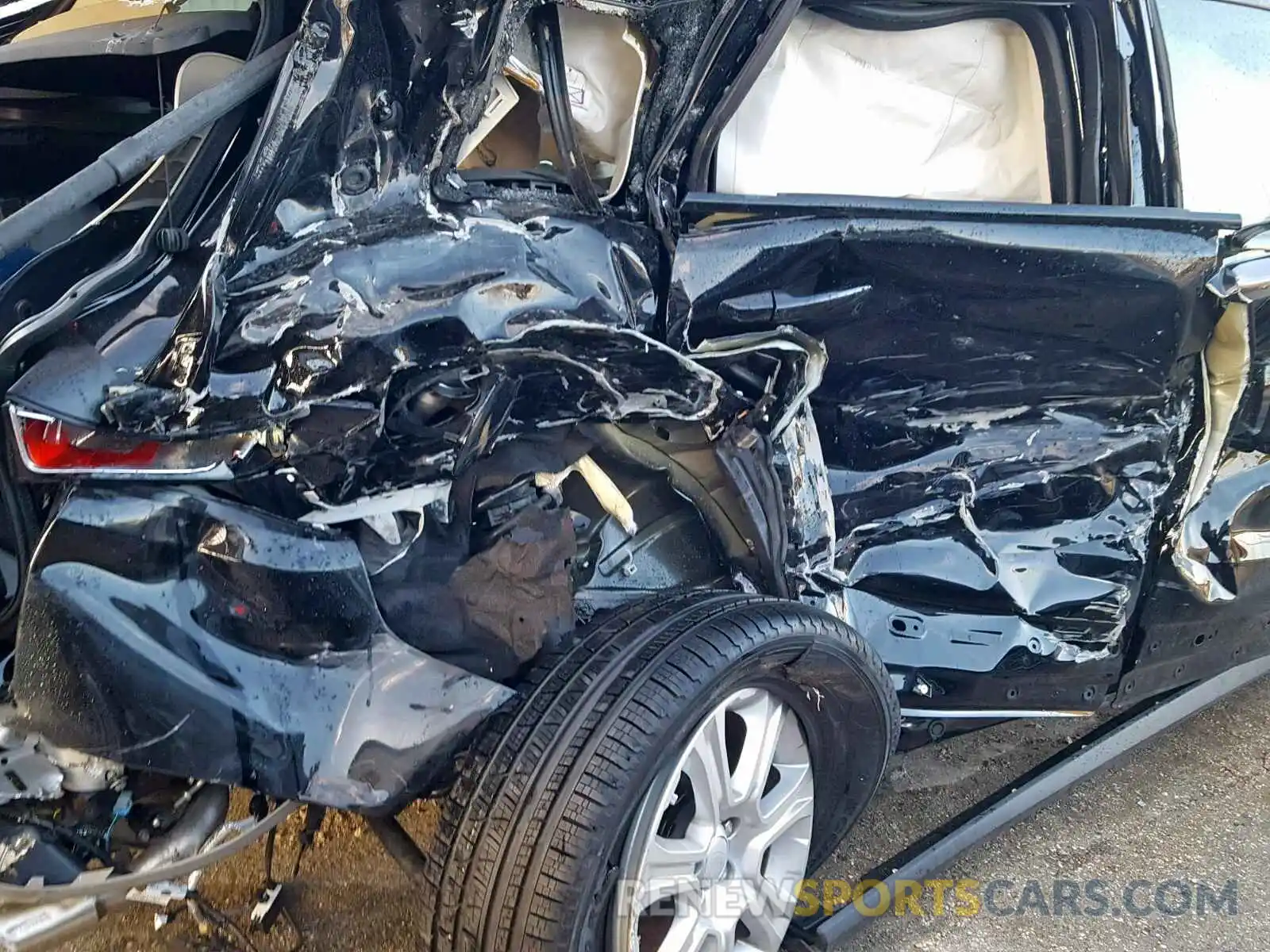 9 Photograph of a damaged car SALVP2RX8KH351538 LAND ROVER RANGE ROVE 2019