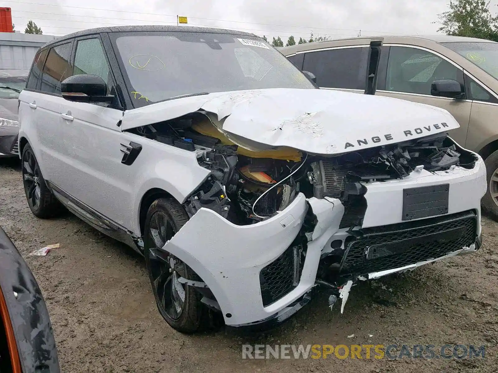1 Photograph of a damaged car SALWR2RV2KA415398 LAND ROVER RANGE ROVE 2019