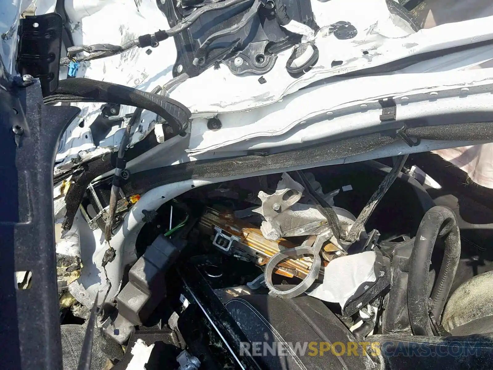 8 Photograph of a damaged car SALYB2EX9KA205353 LAND ROVER RANGE ROVE 2019