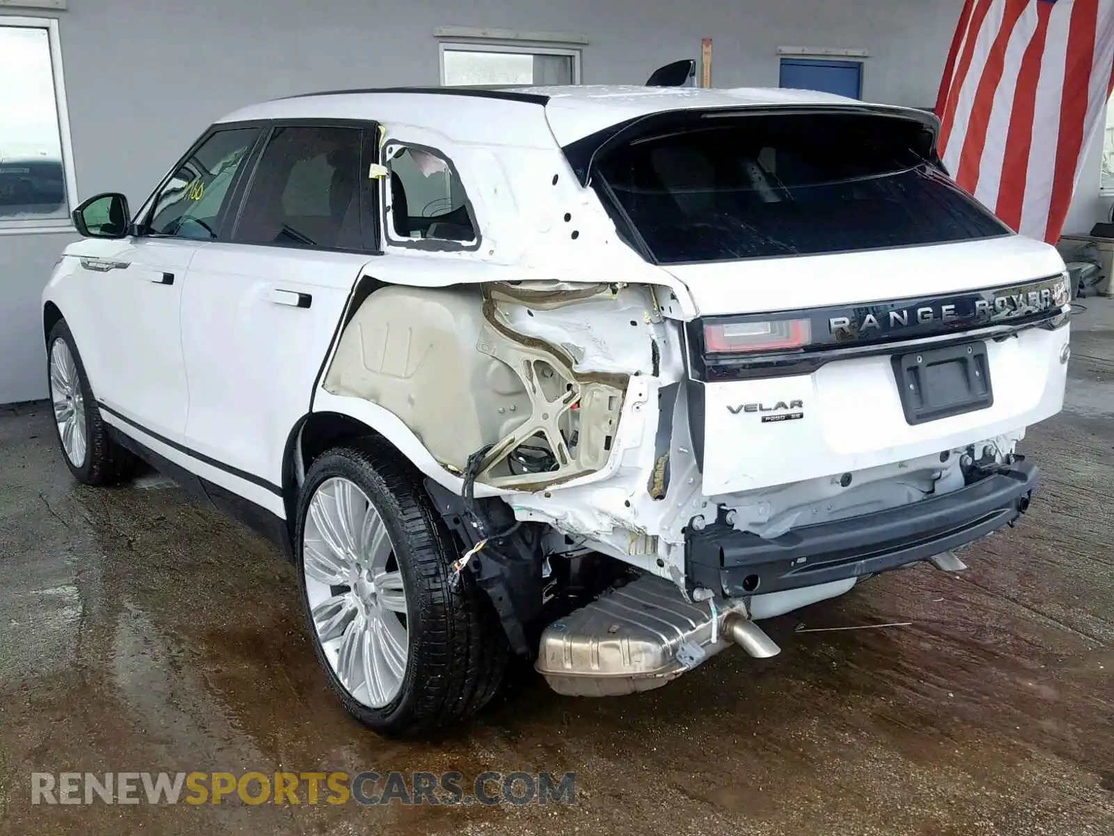 3 Photograph of a damaged car SALYL2EX3KA211954 LAND ROVER RANGE ROVE 2019