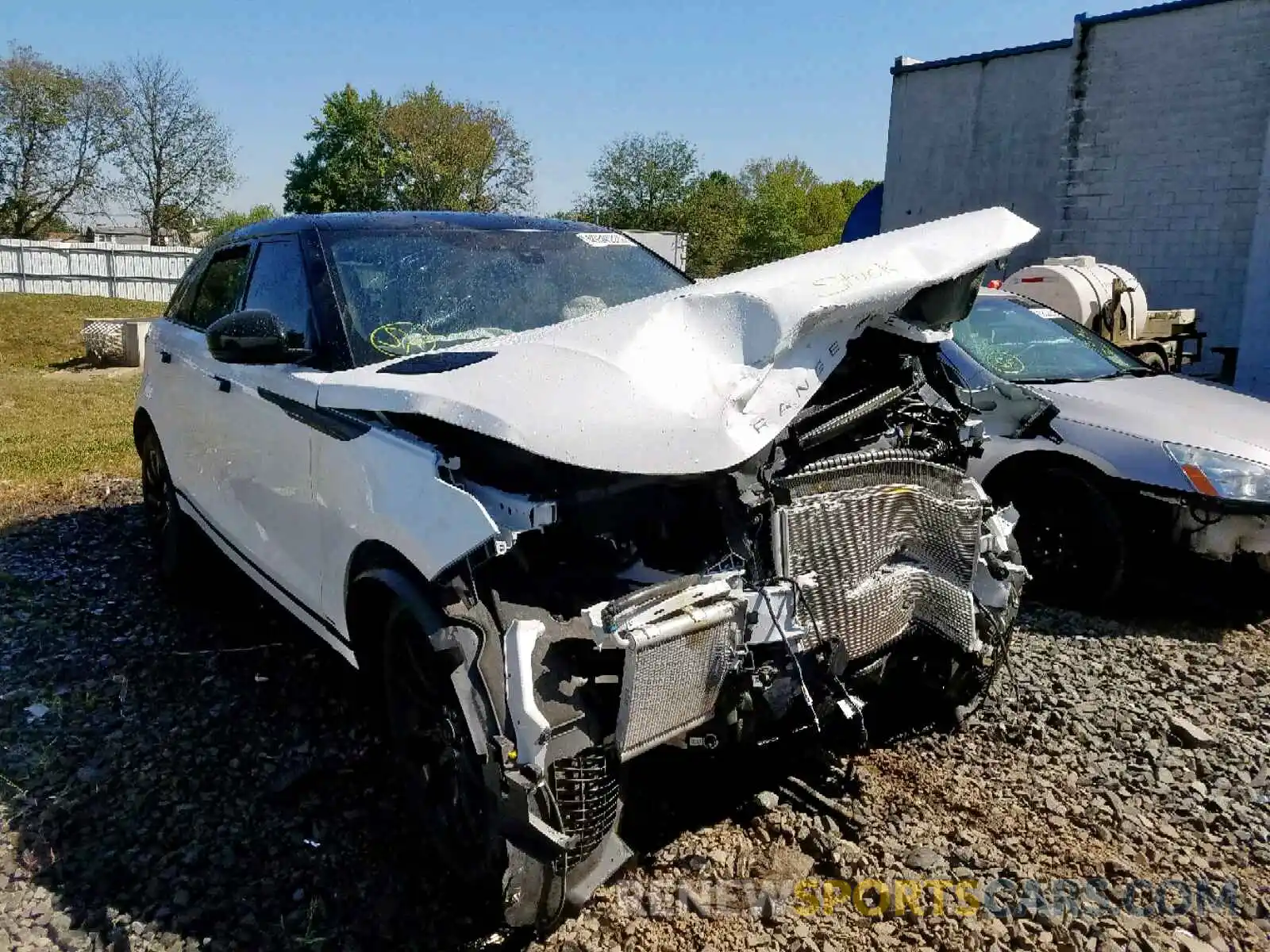 1 Photograph of a damaged car SALYL2EXXKA791848 LAND ROVER RANGE ROVE 2019
