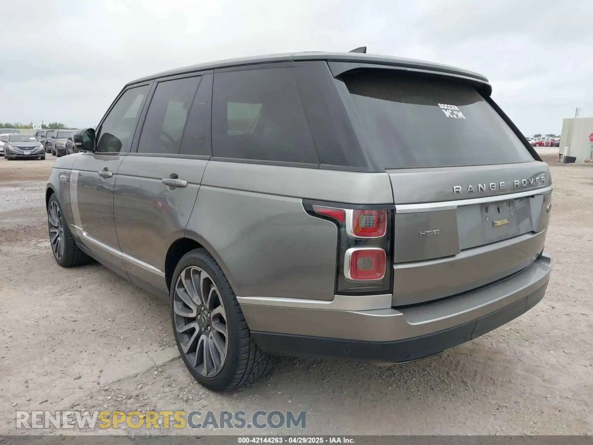 3 Photograph of a damaged car SALGS2SV1KA538550 LAND ROVER RANGE ROVER 2019