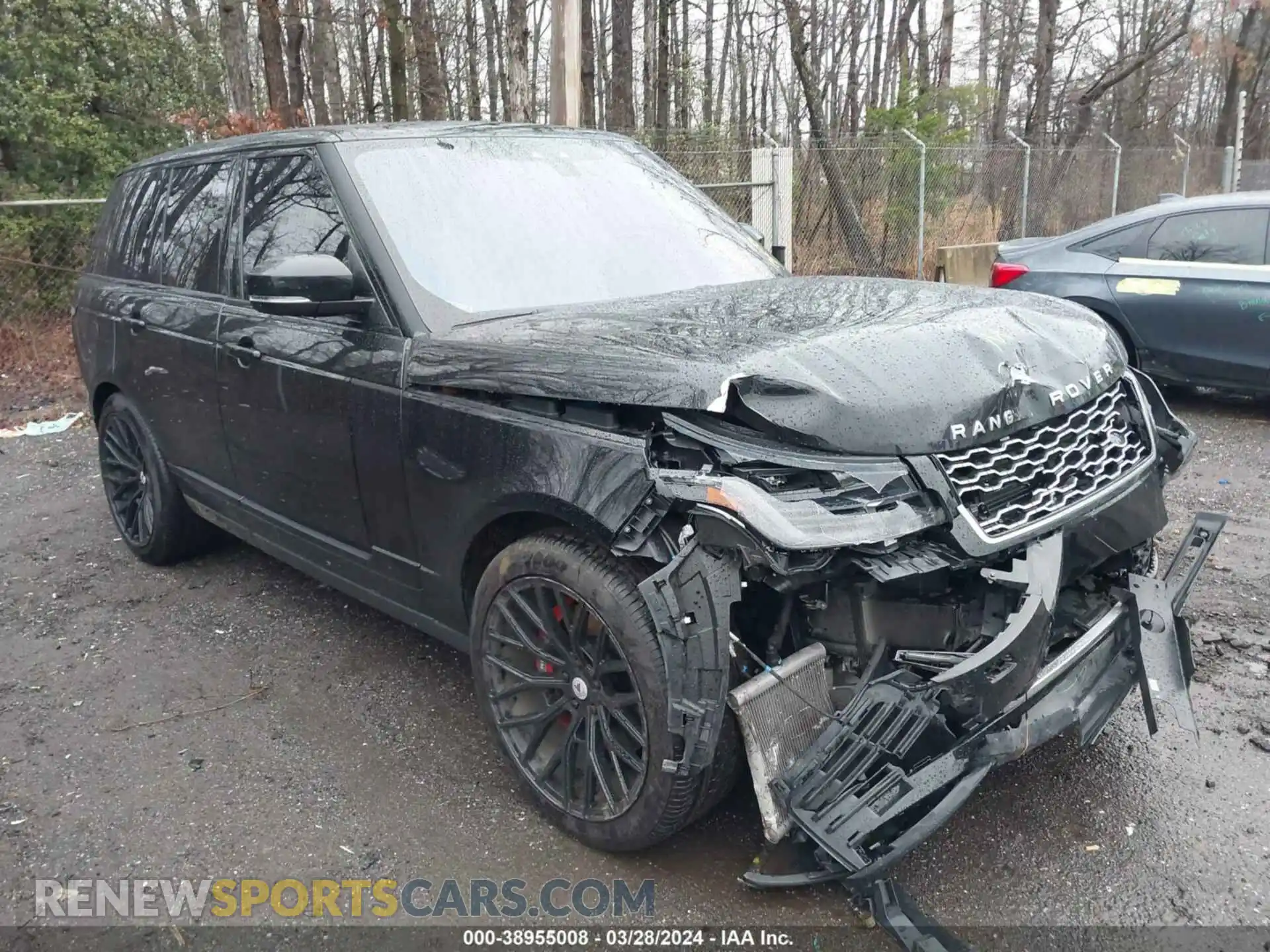 1 Photograph of a damaged car SALGS2SV5KA522576 LAND ROVER RANGE ROVER 2019