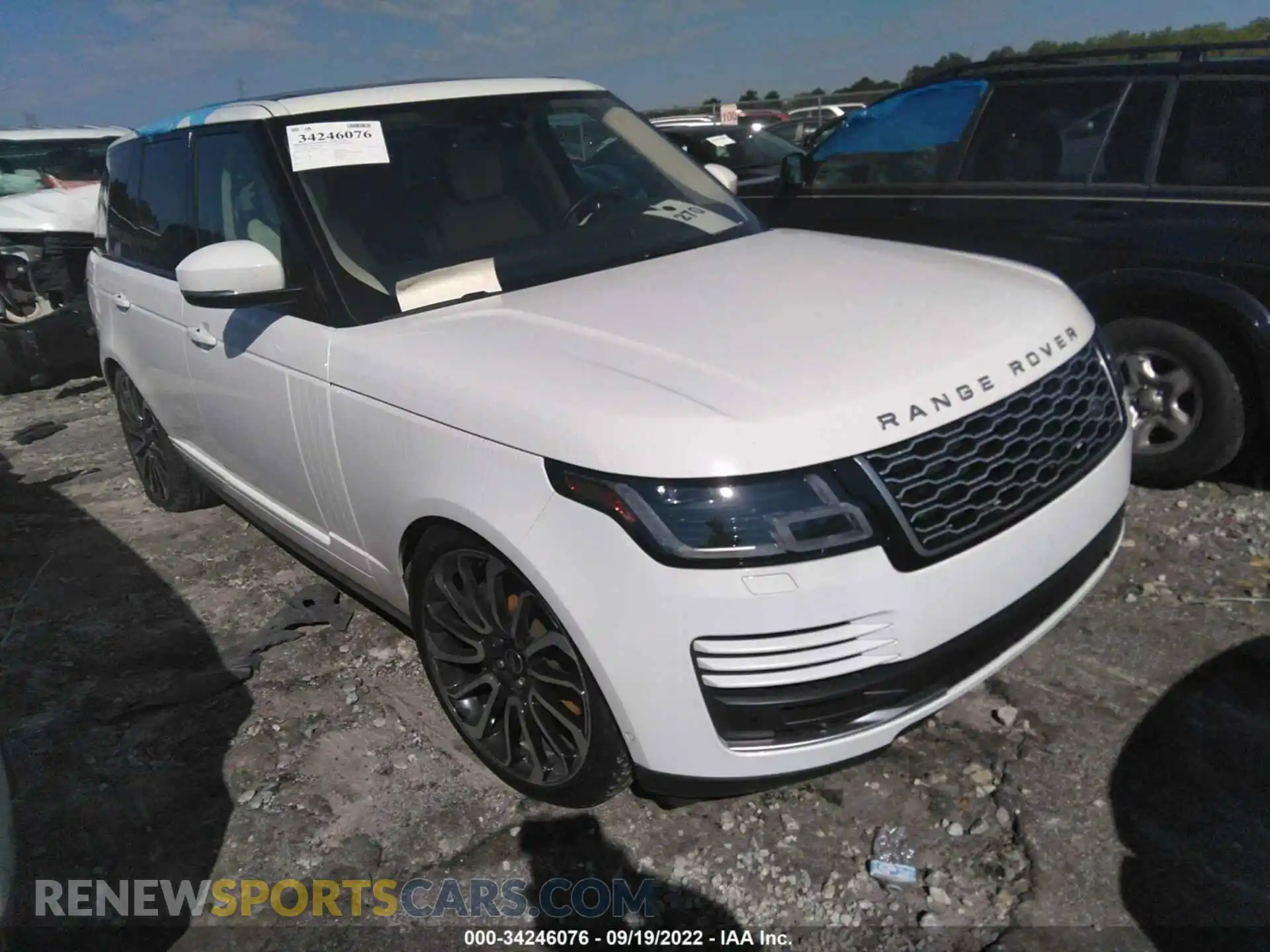 1 Photograph of a damaged car SALGS2SV8KA528100 LAND ROVER RANGE ROVER 2019