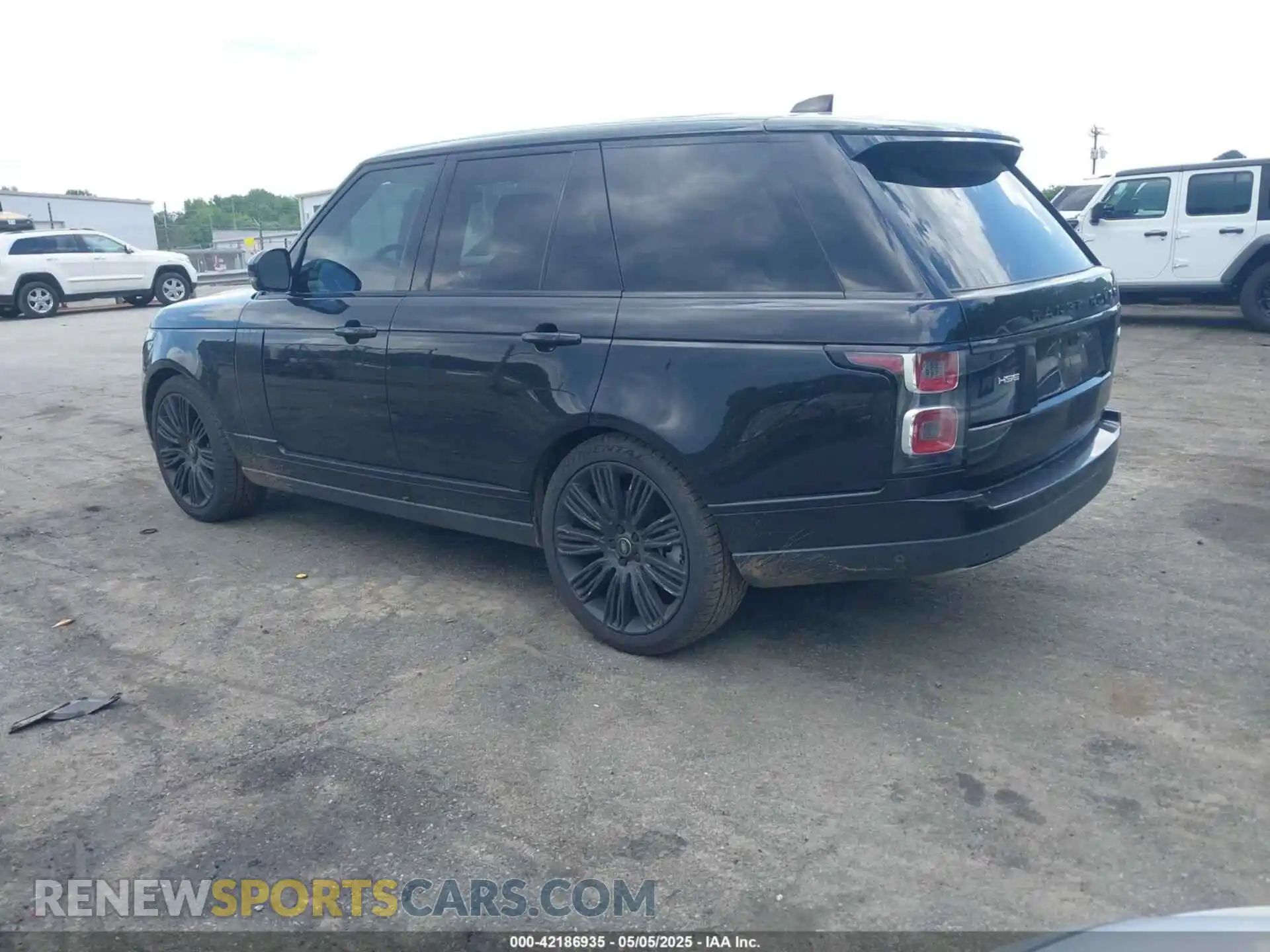 3 Photograph of a damaged car SALGS2SVXKA516370 LAND ROVER RANGE ROVER 2019