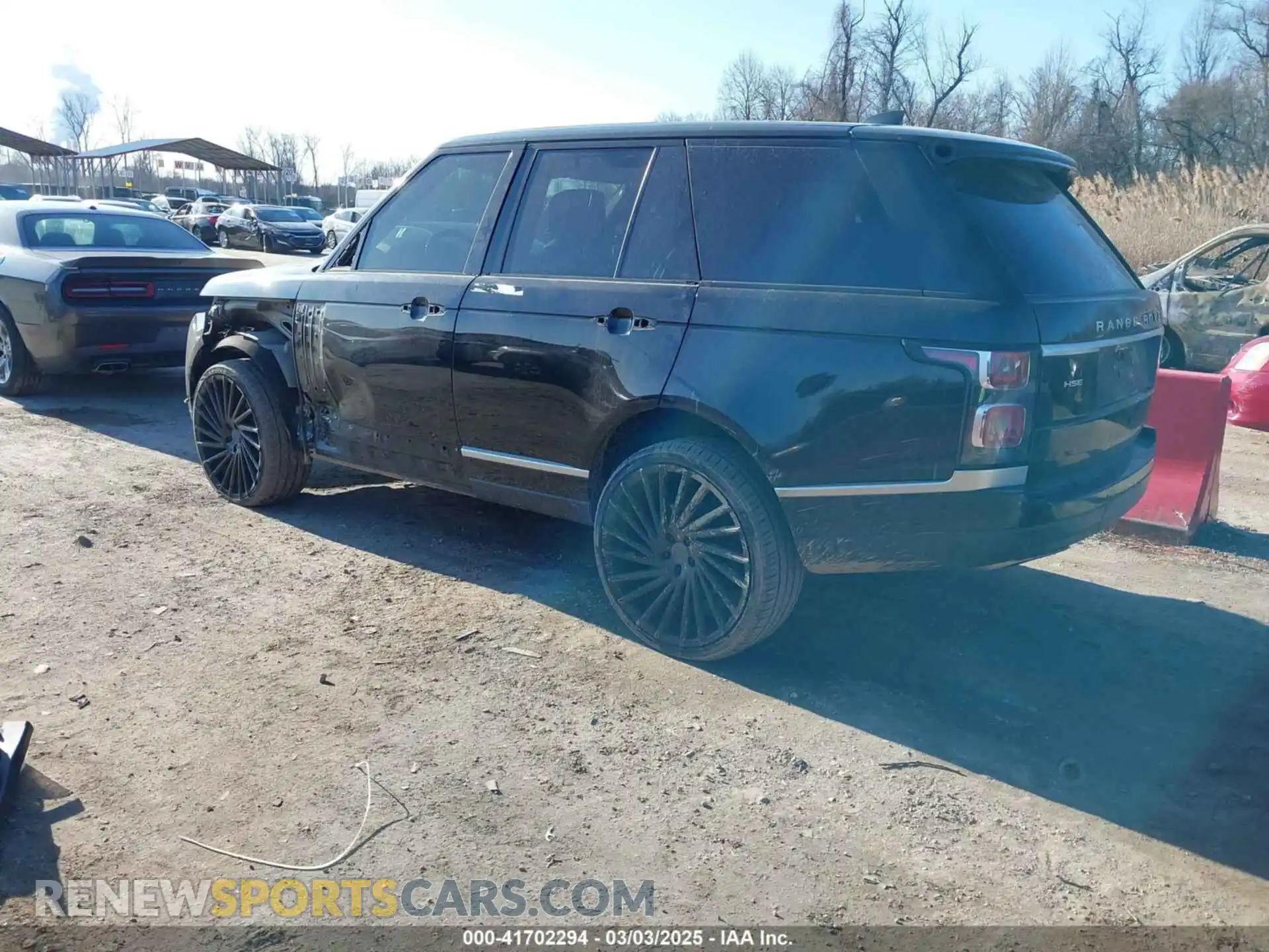 3 Photograph of a damaged car SALGS2SVXKA544332 LAND ROVER RANGE ROVER 2019