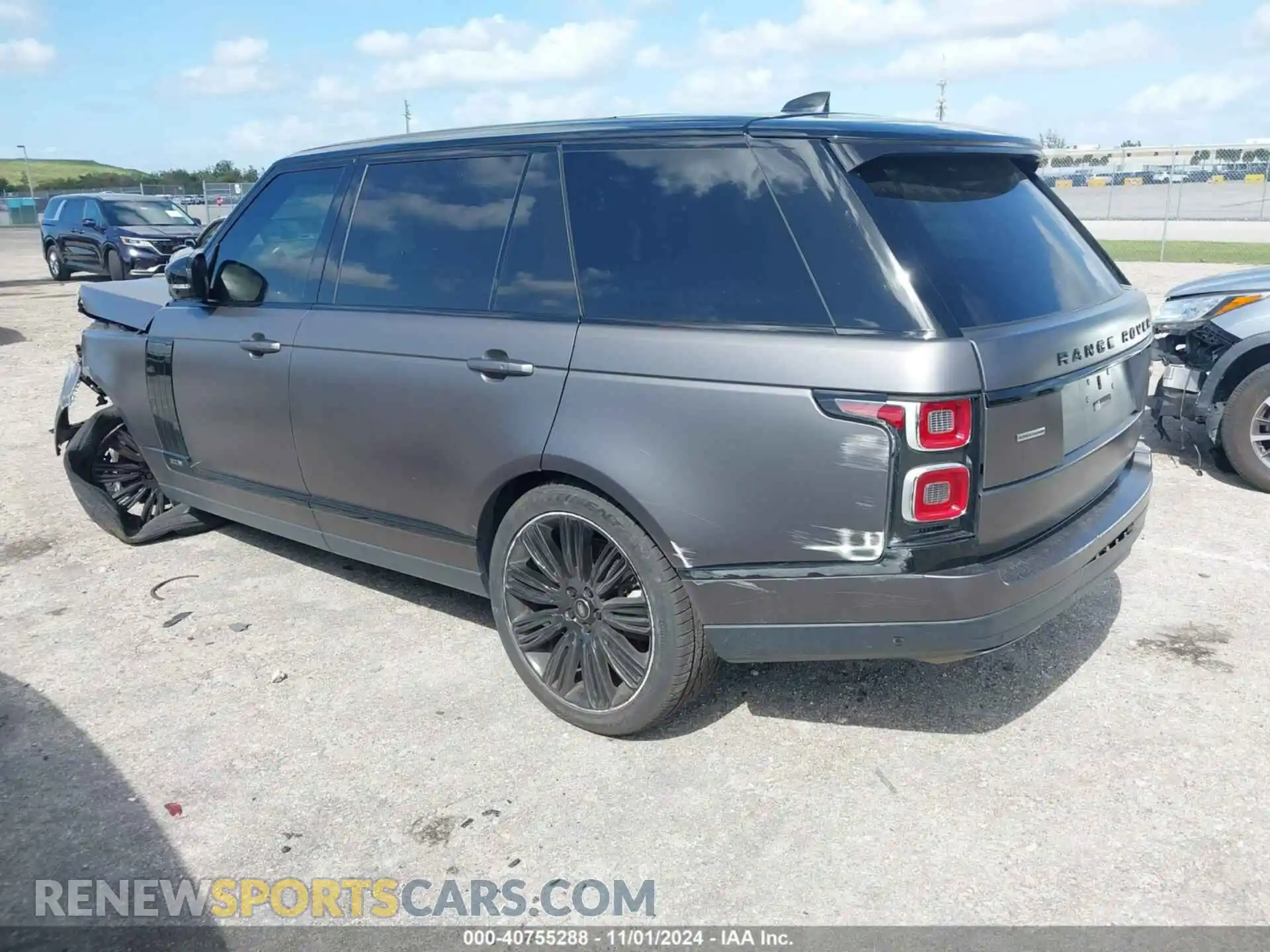 3 Photograph of a damaged car SALGS5RE5KA550840 LAND ROVER RANGE ROVER 2019