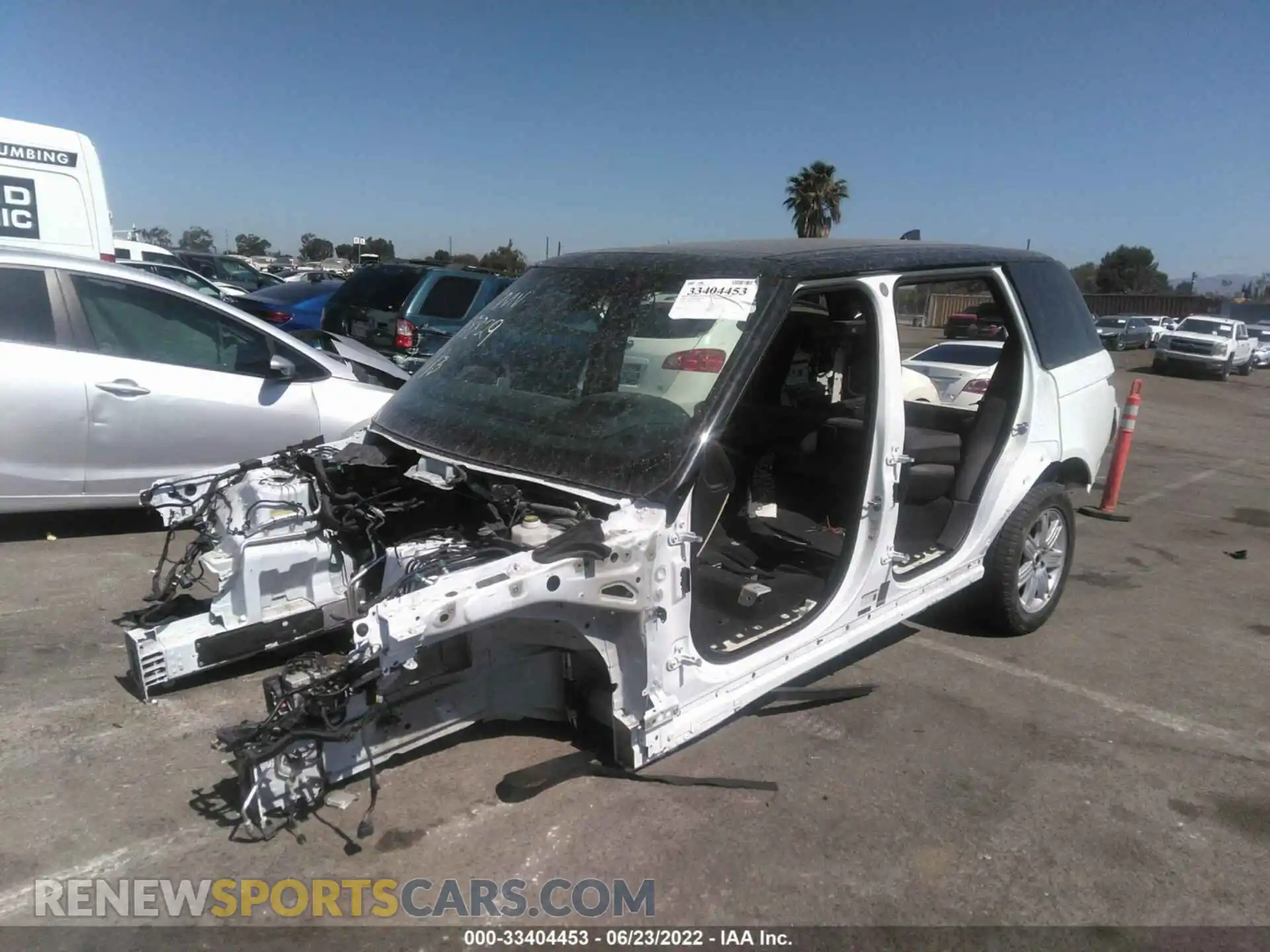 2 Photograph of a damaged car SALGS5SEXLA596689 LAND ROVER RANGE ROVER 2020